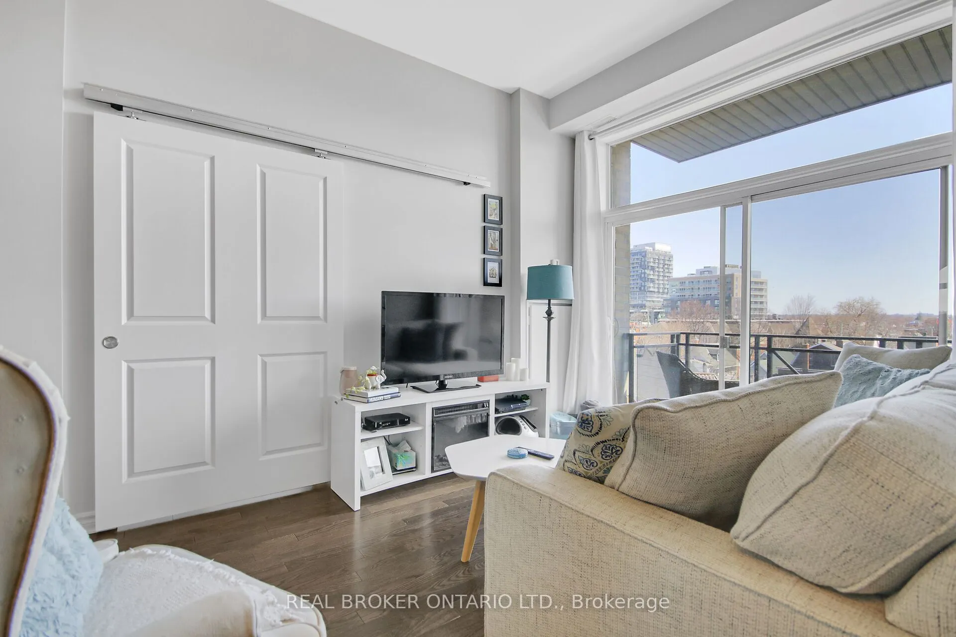 429 Kent Street, #508