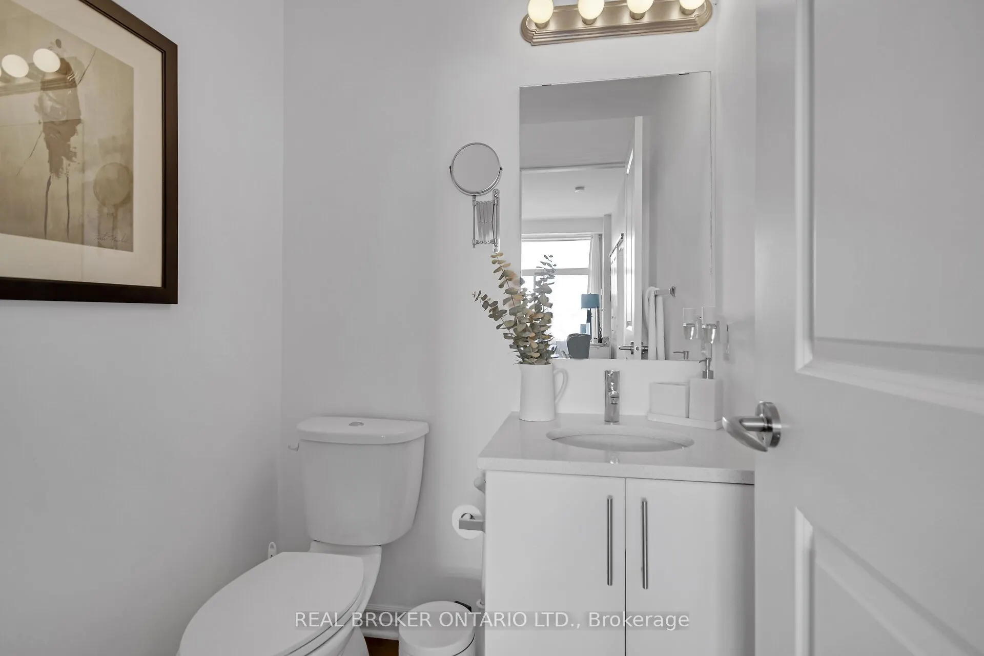 429 Kent Street, #508