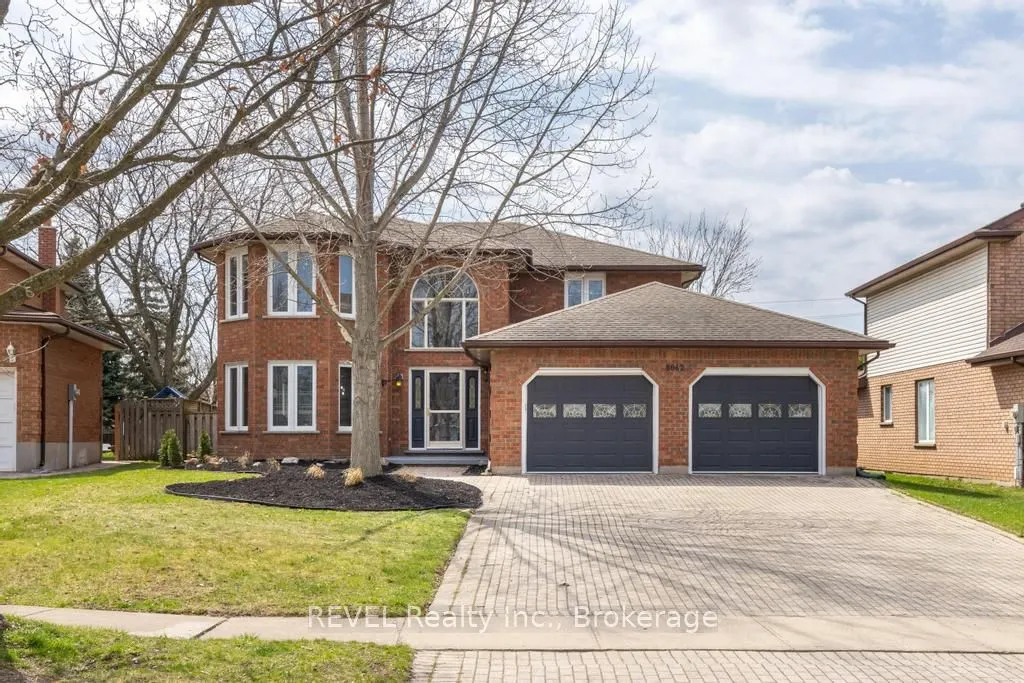 8042 Oakridge Drive