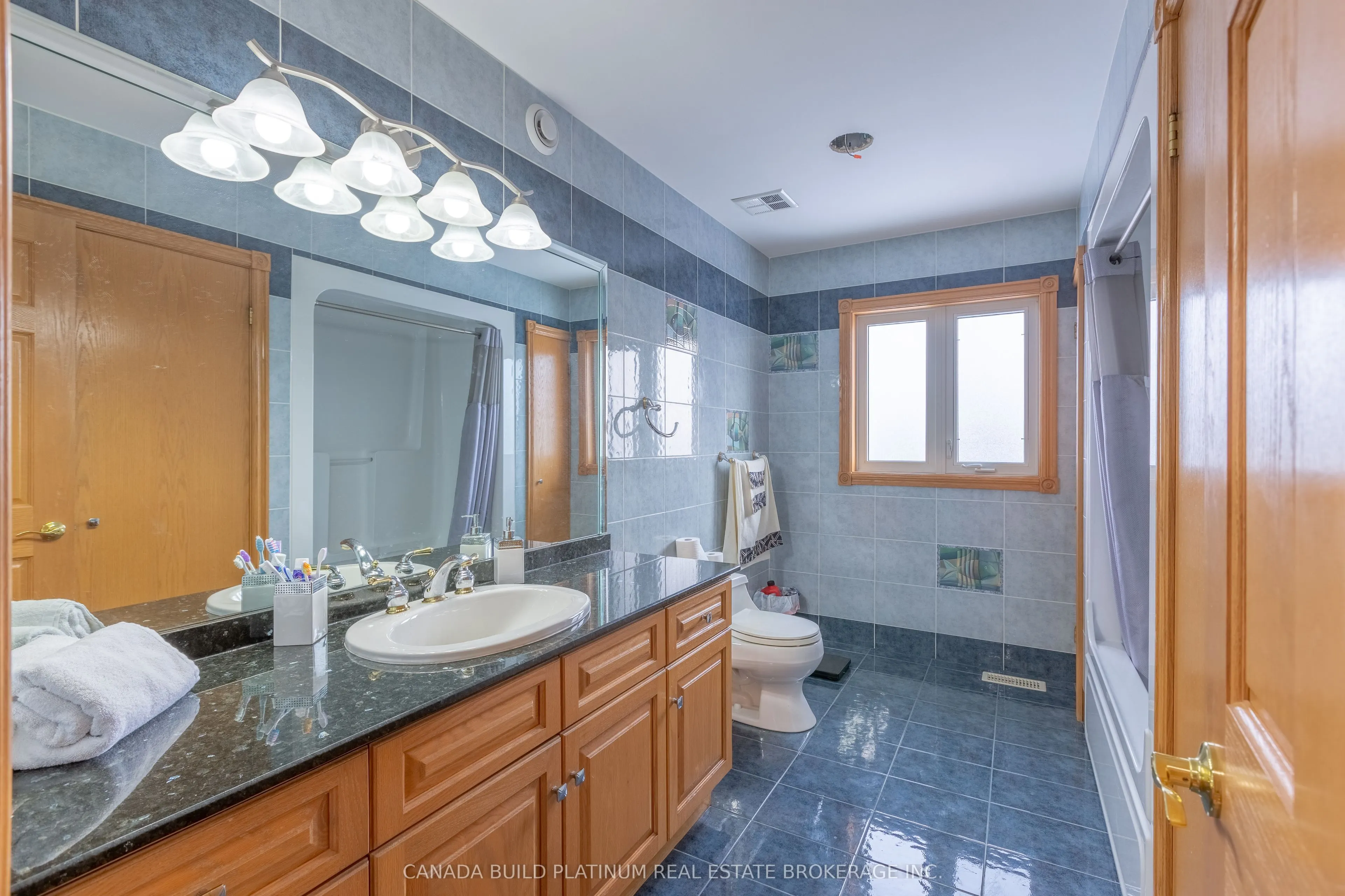 150 Seymour Crescent