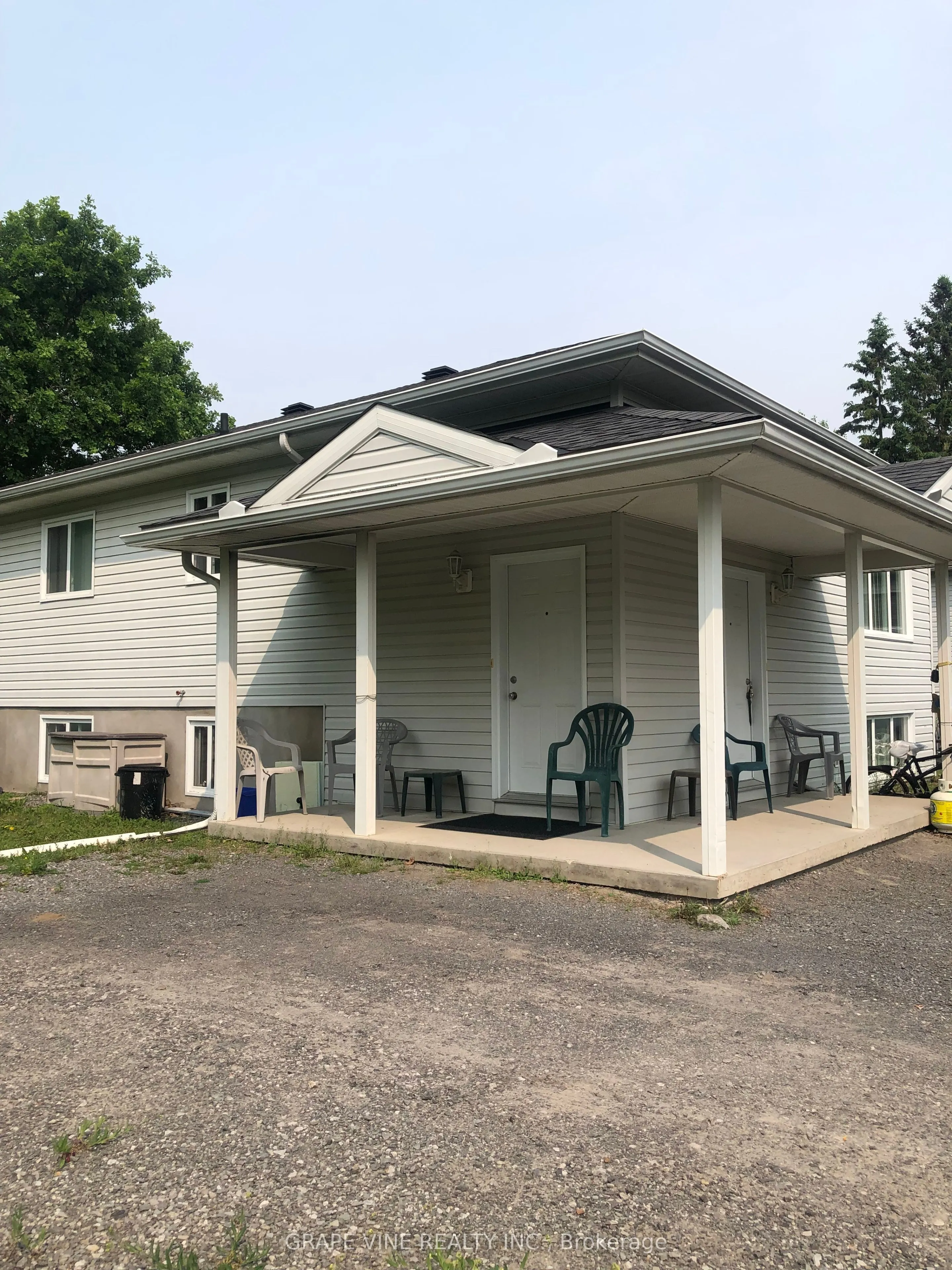35 Cloverloft Court