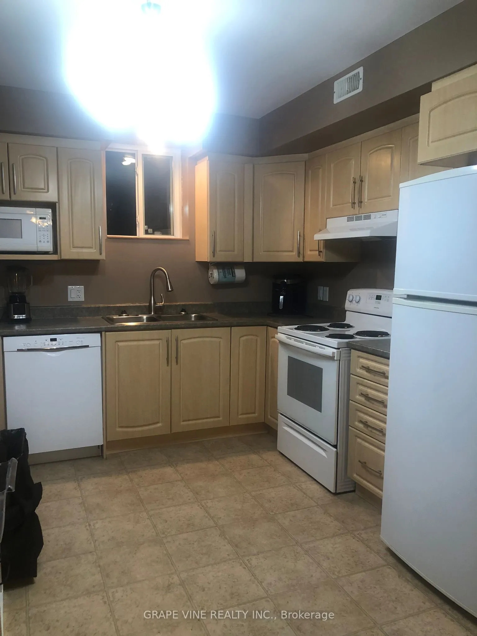 35 Cloverloft Court