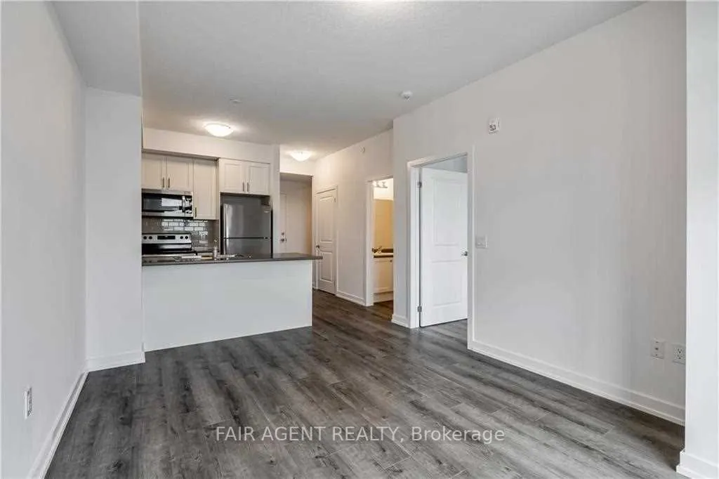 5055 Greenlane Road, #250