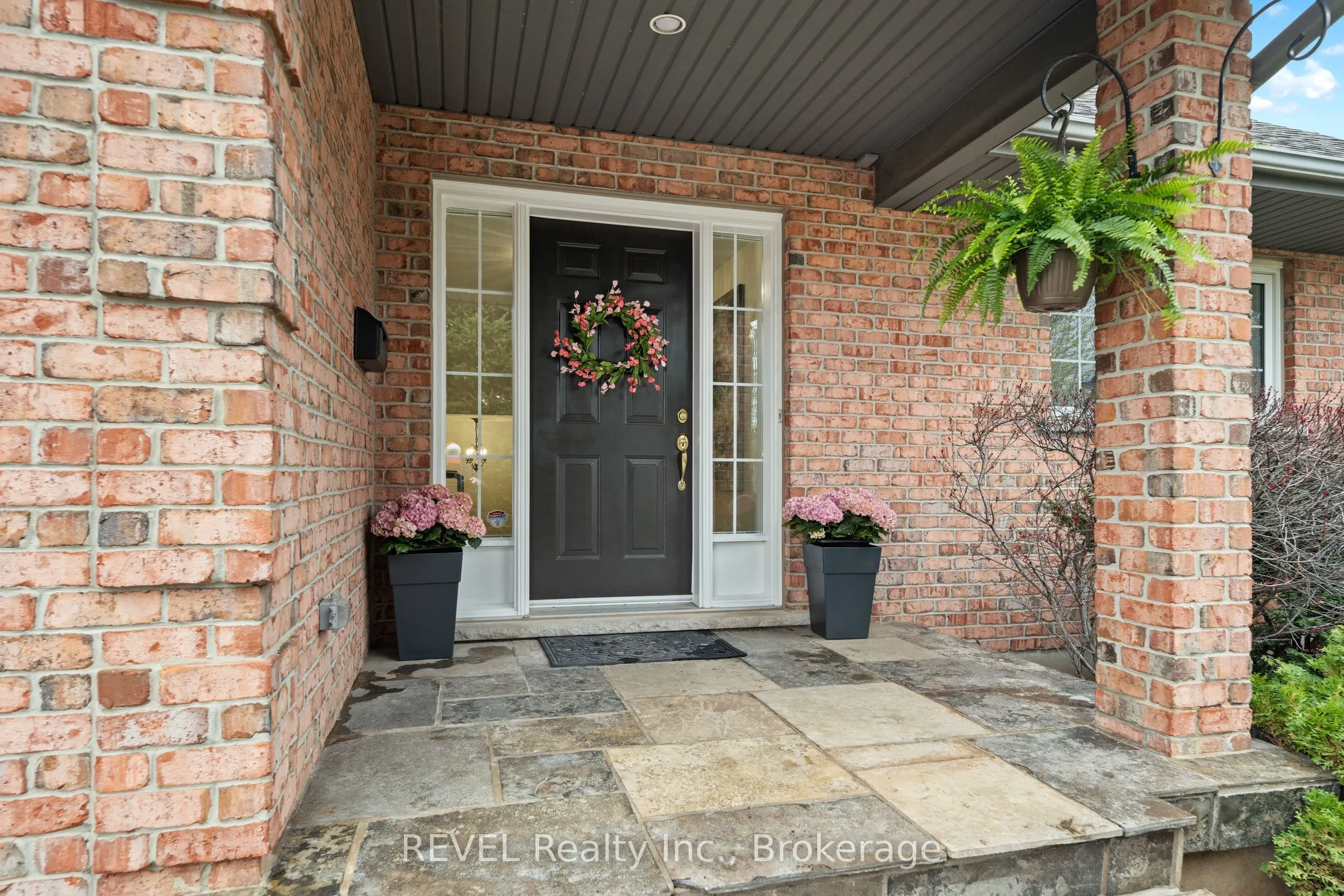 6839 Imperial Court