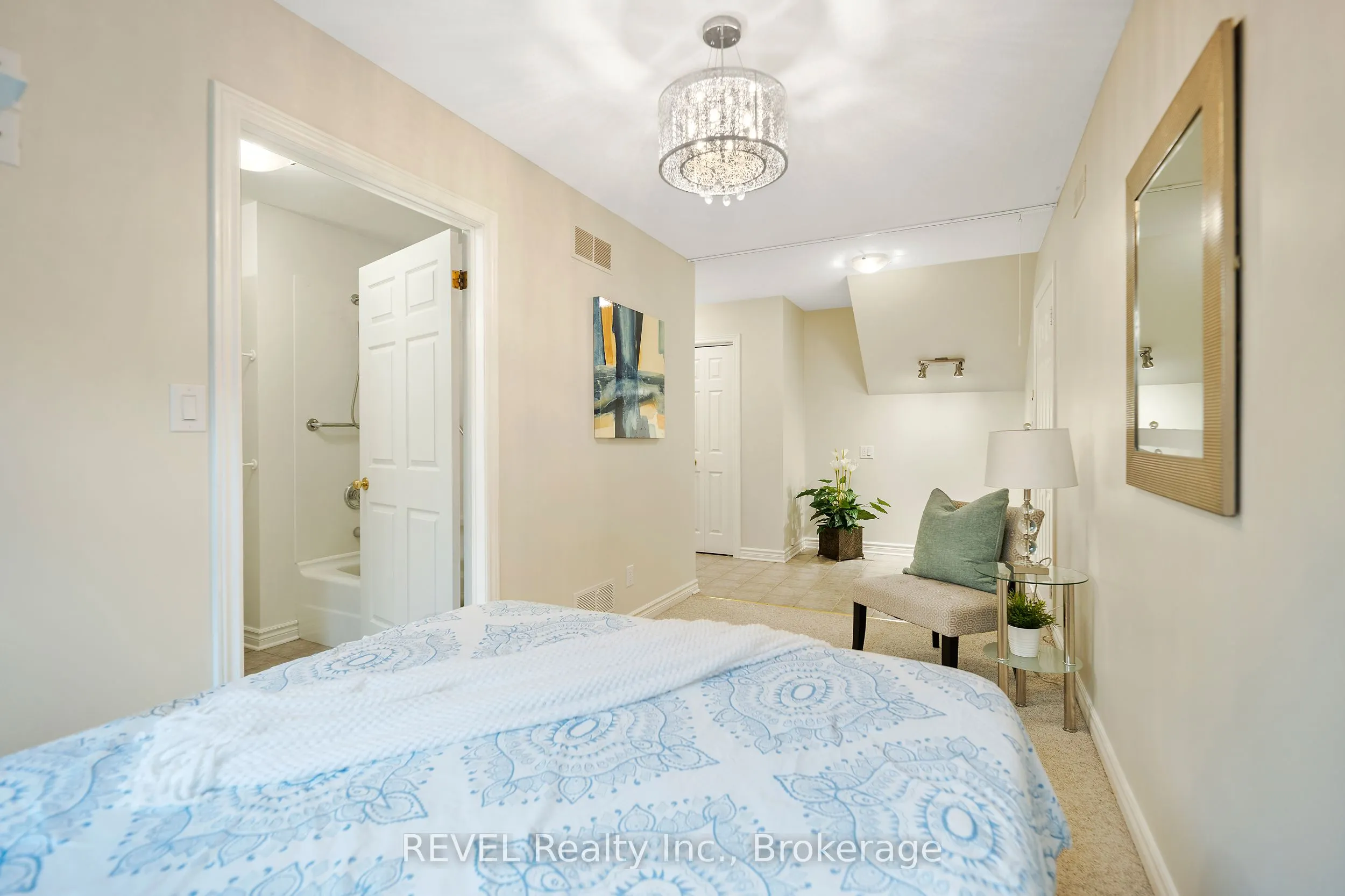 6839 Imperial Court