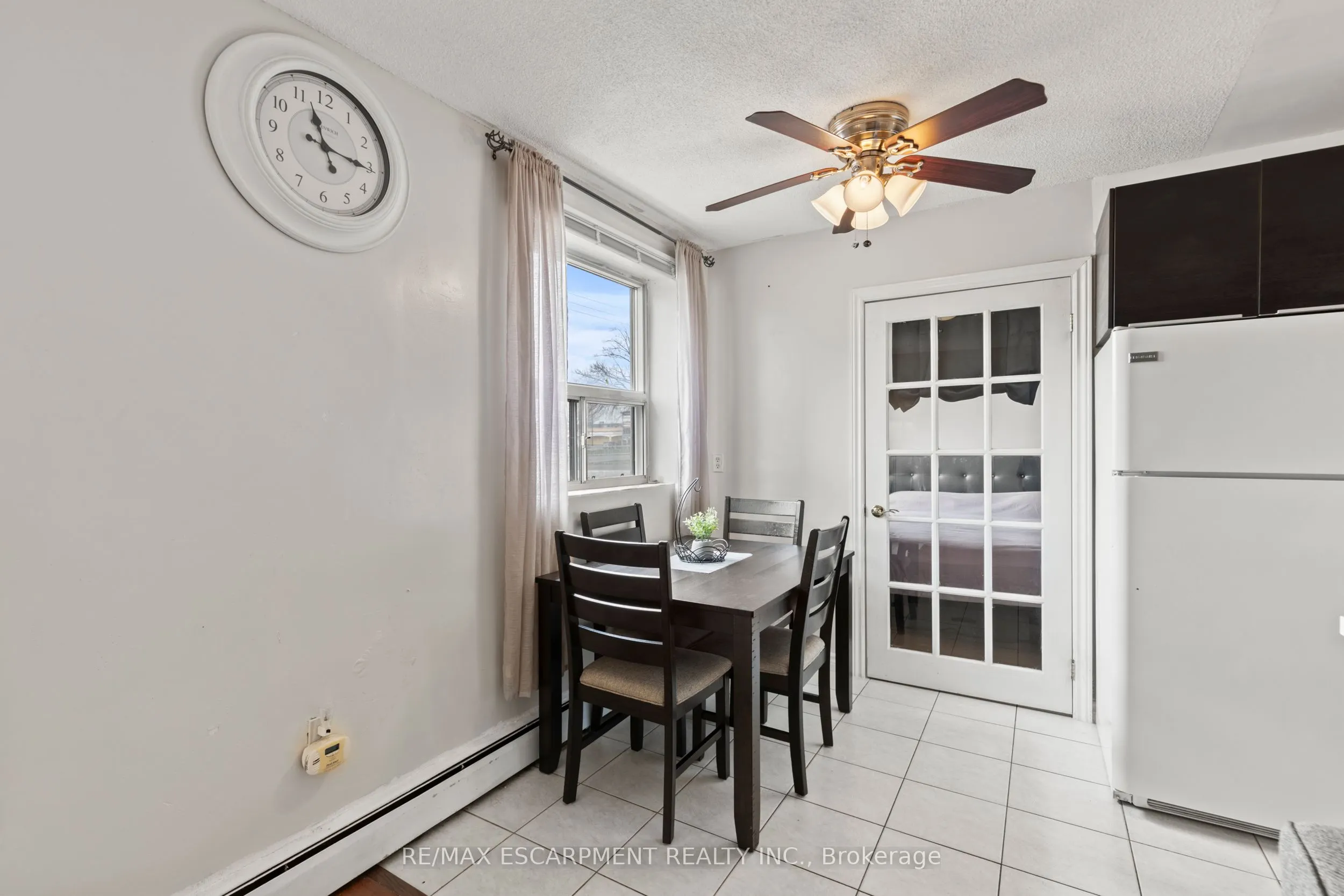 851 Queenston Road #105