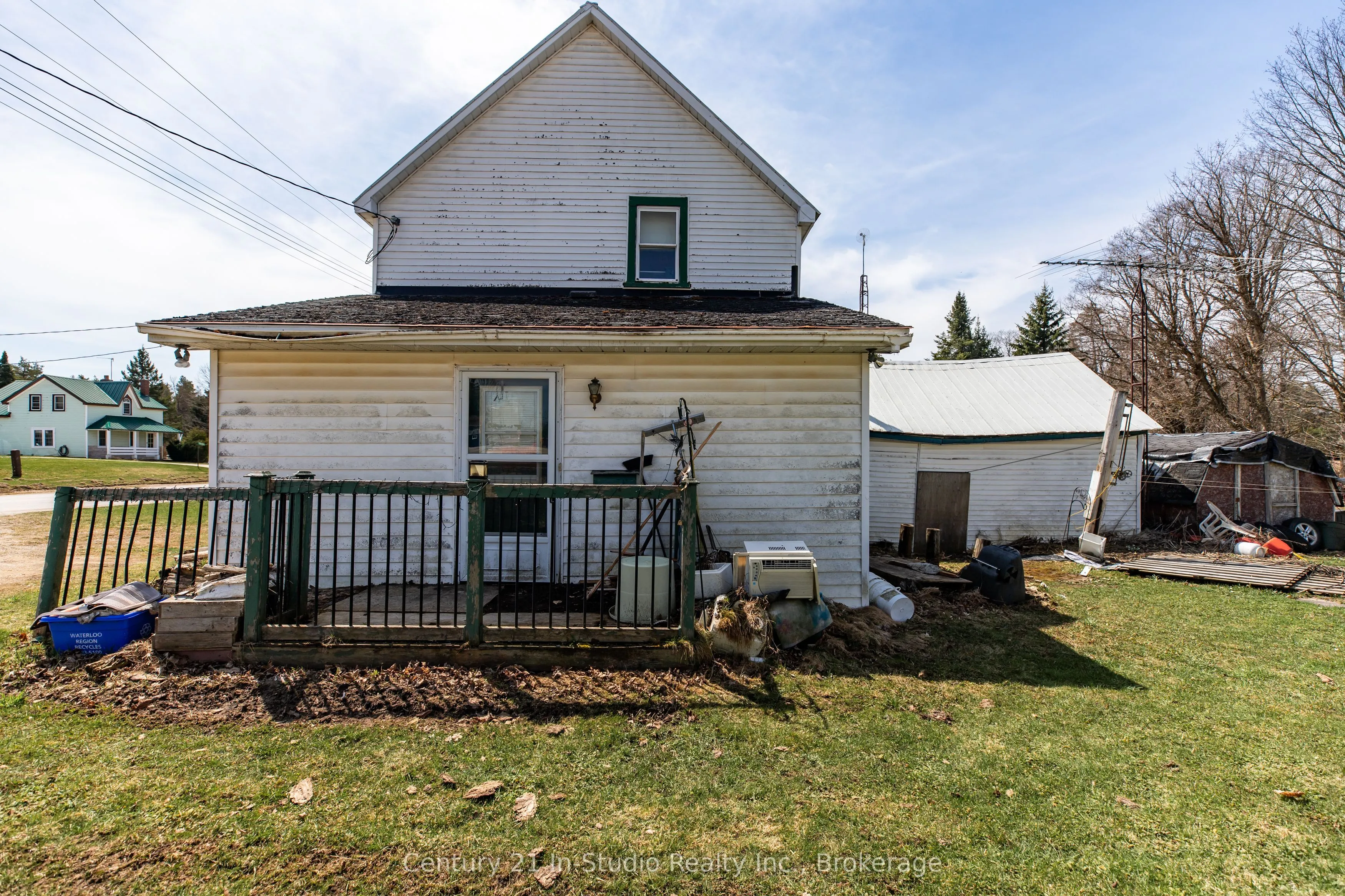 580307 Sideroad 60