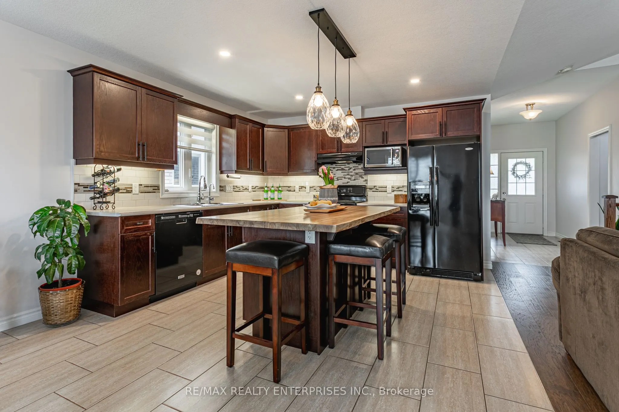 3 Woodhatch Crescent