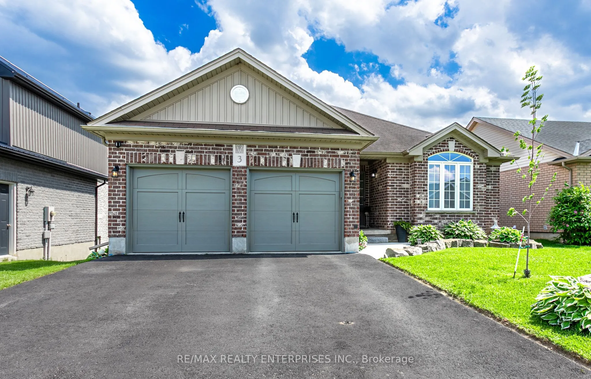 3 Woodhatch Crescent