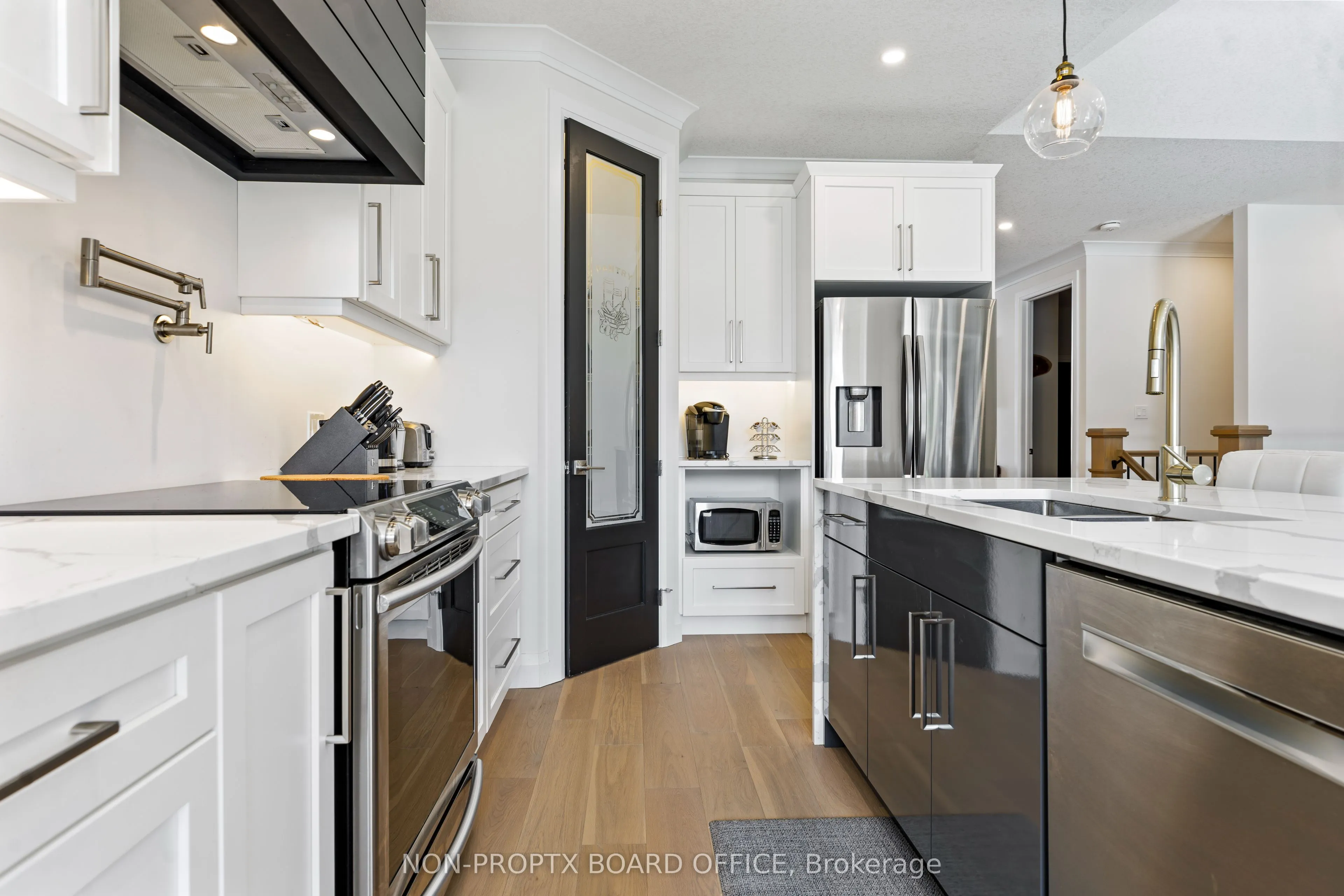 4099 Sugarmaple Crossing