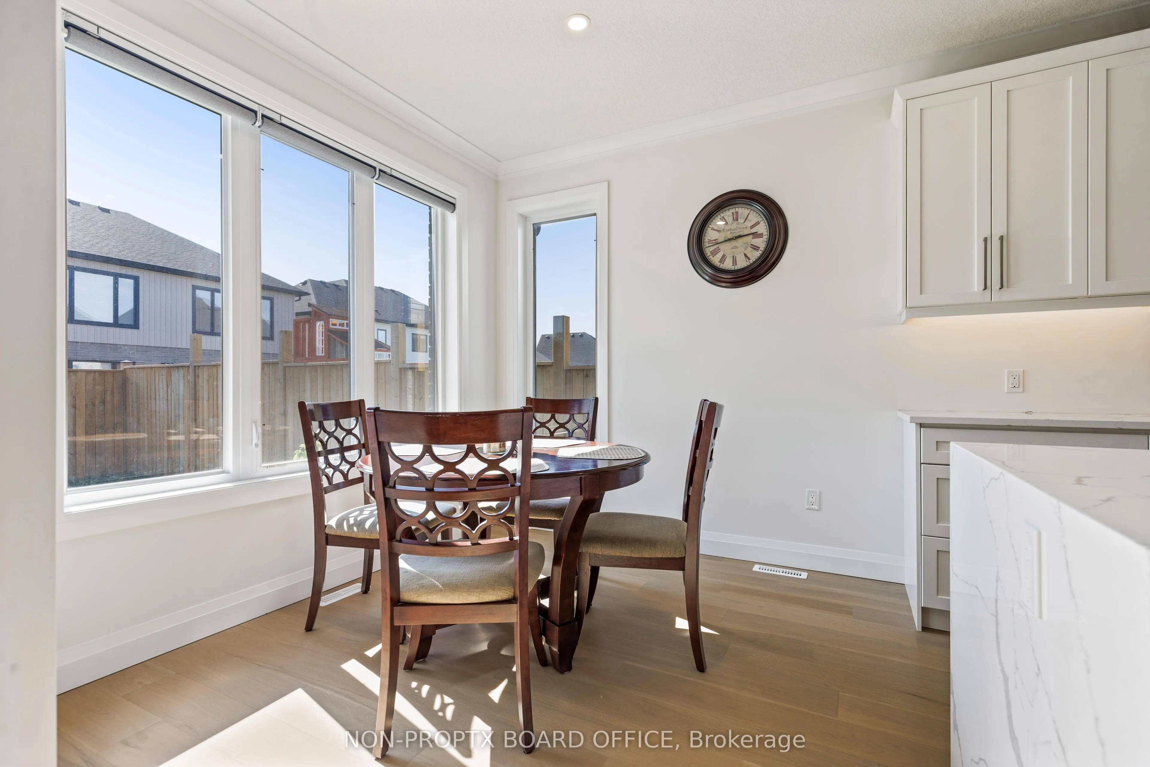 4099 Sugarmaple Crossing