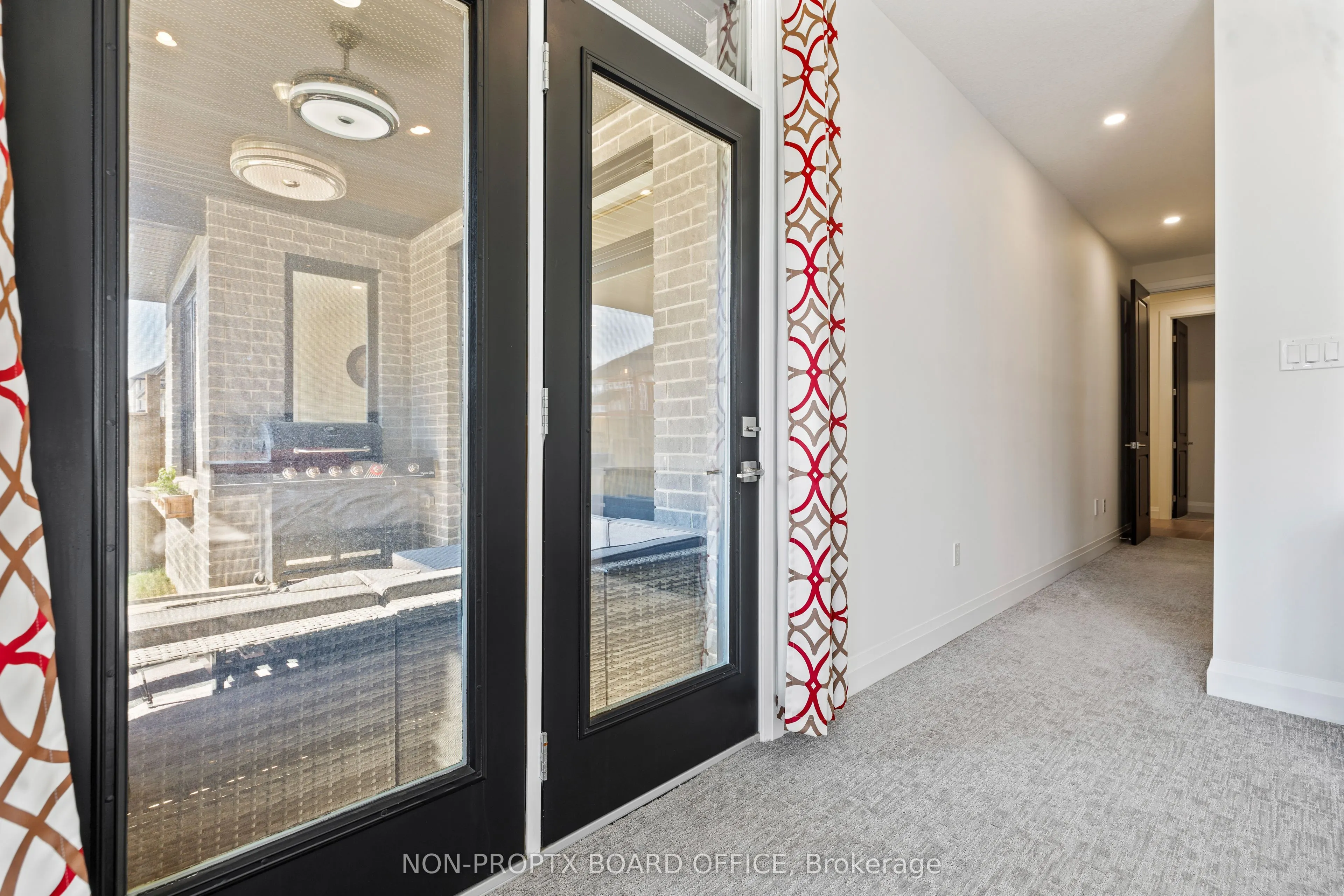 4099 Sugarmaple Crossing