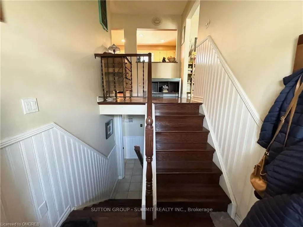 11 Rowan Court