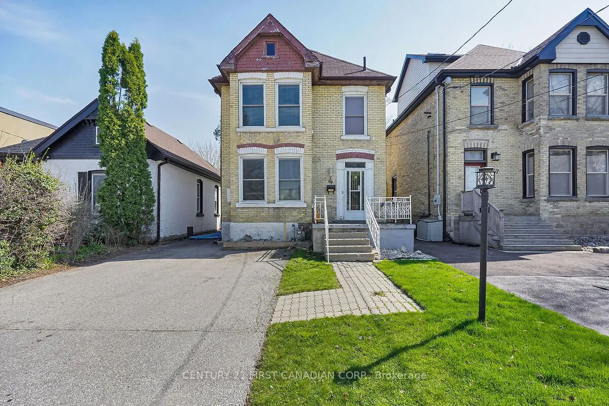 69 Briscoe Street E