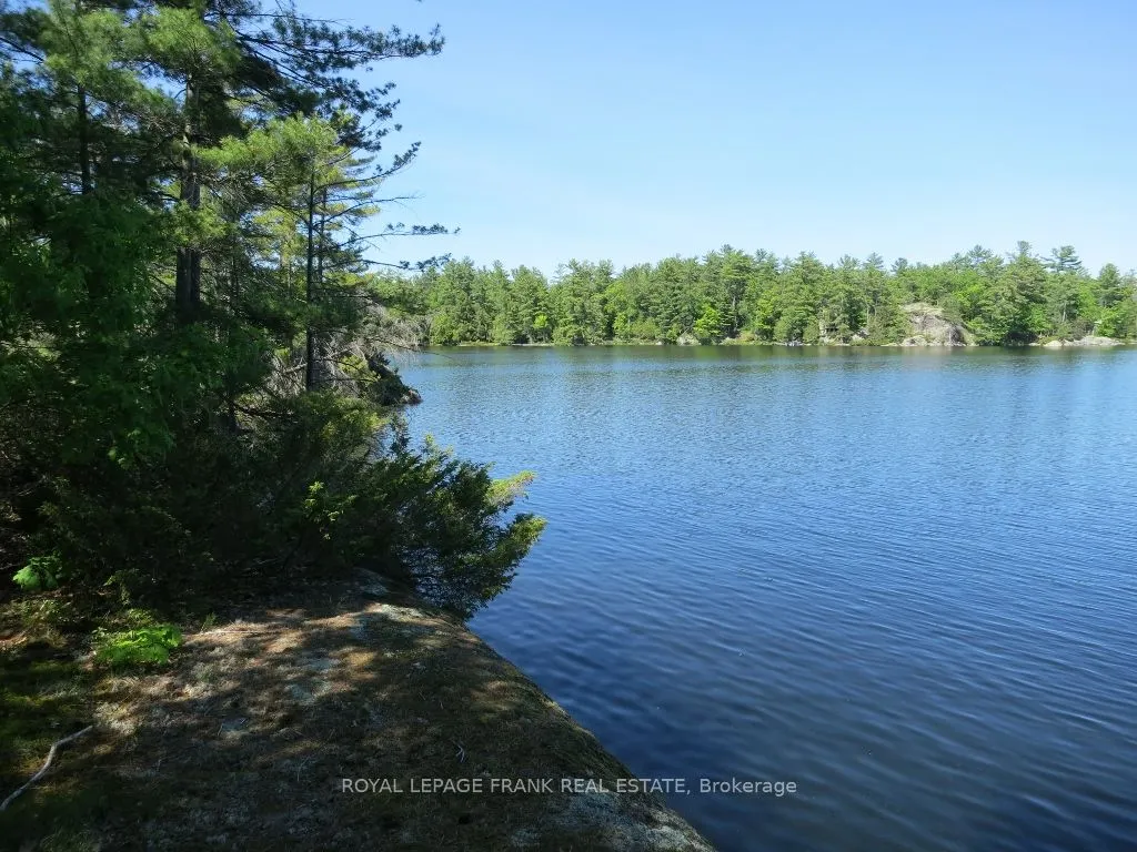 0 Horseshoe Island