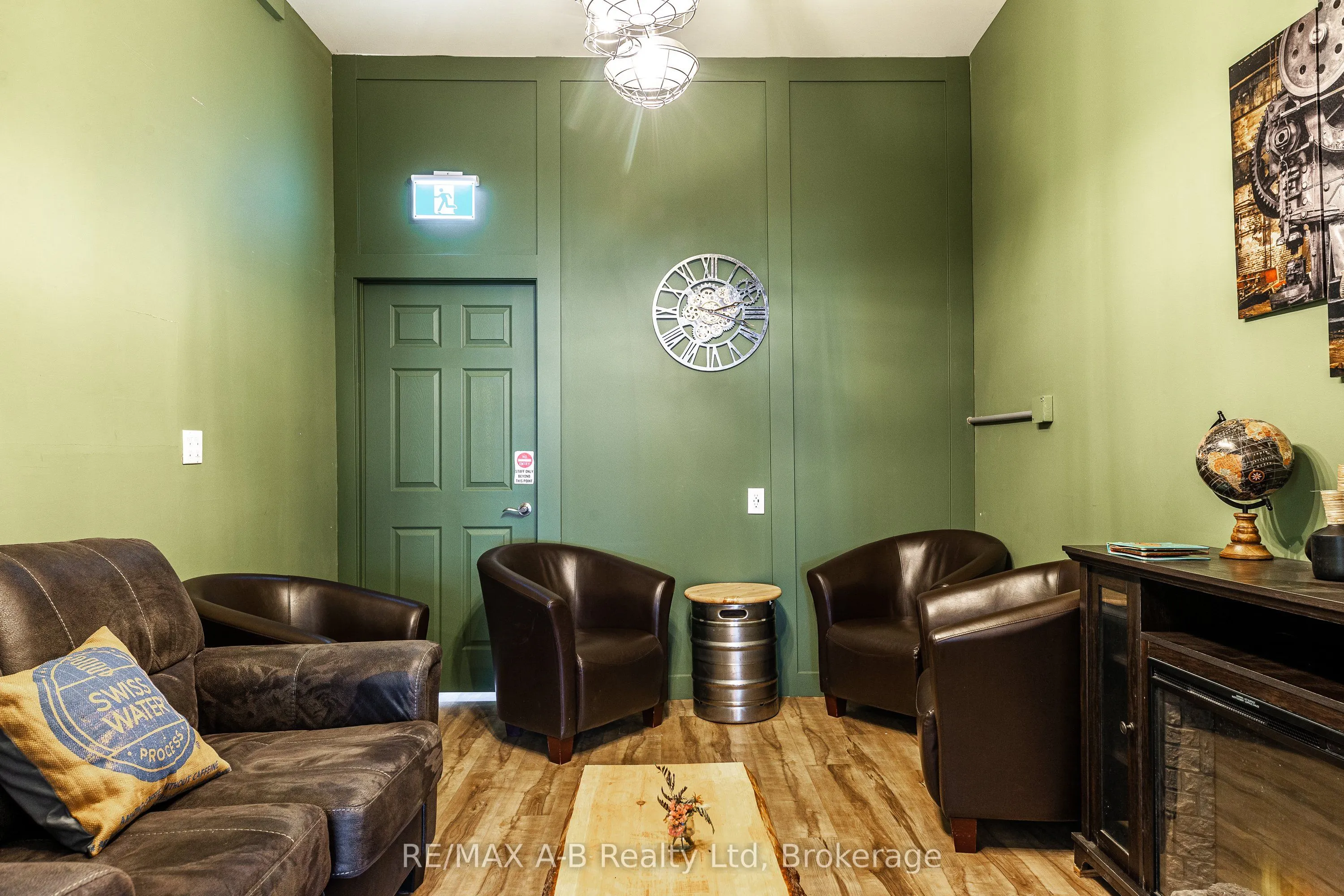 145 Queen Street E