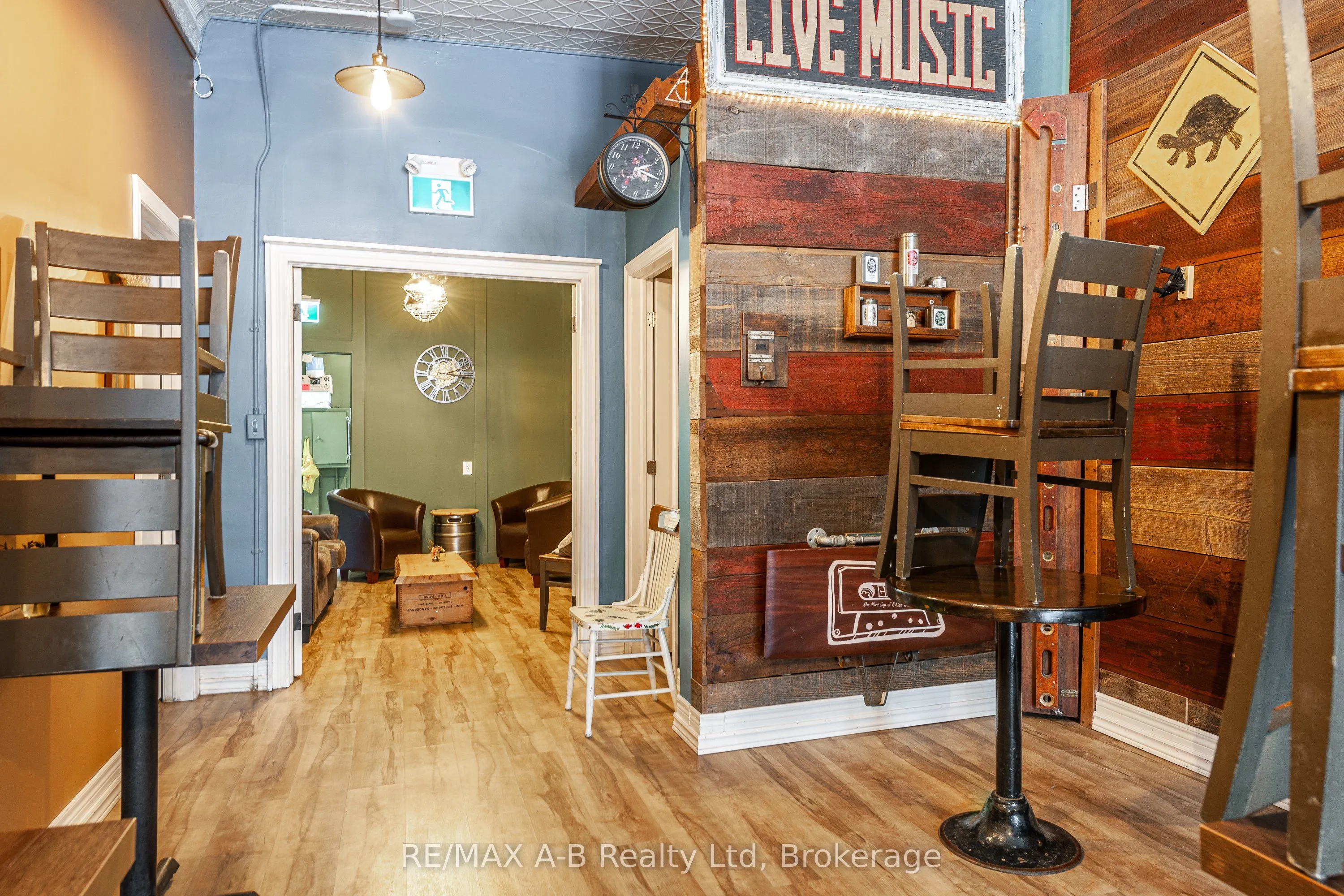 145 Queen Street E