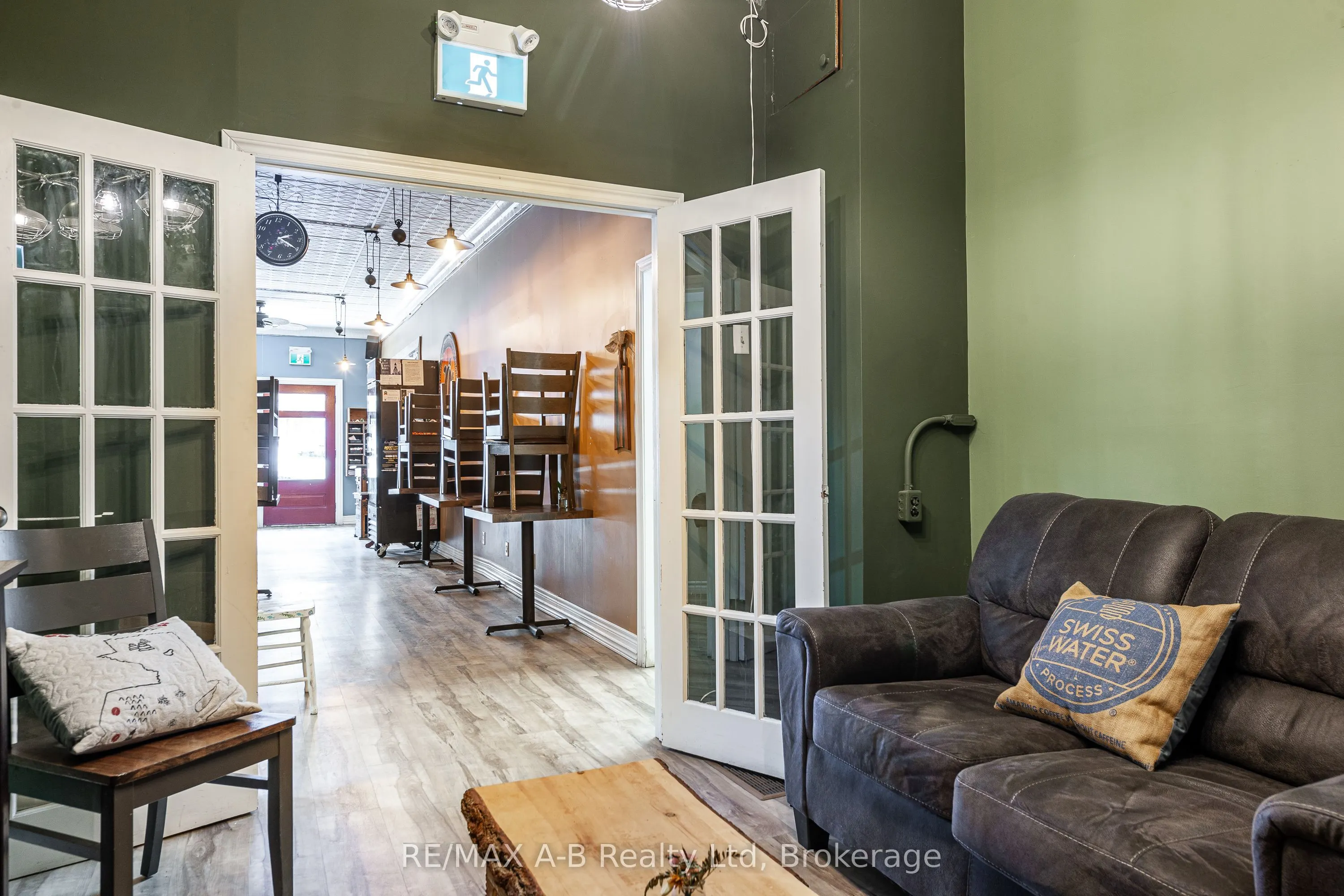 145 Queen Street E