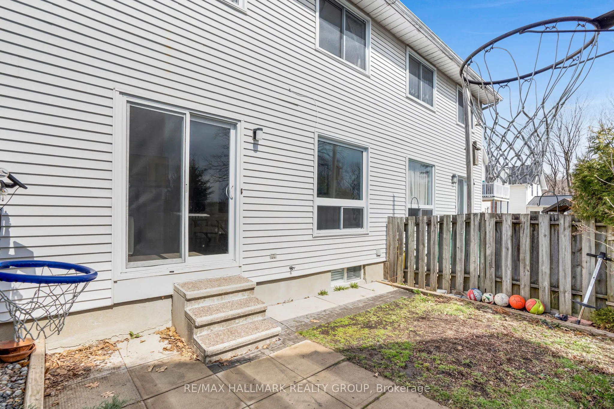 1985 WOODS Street, #1985