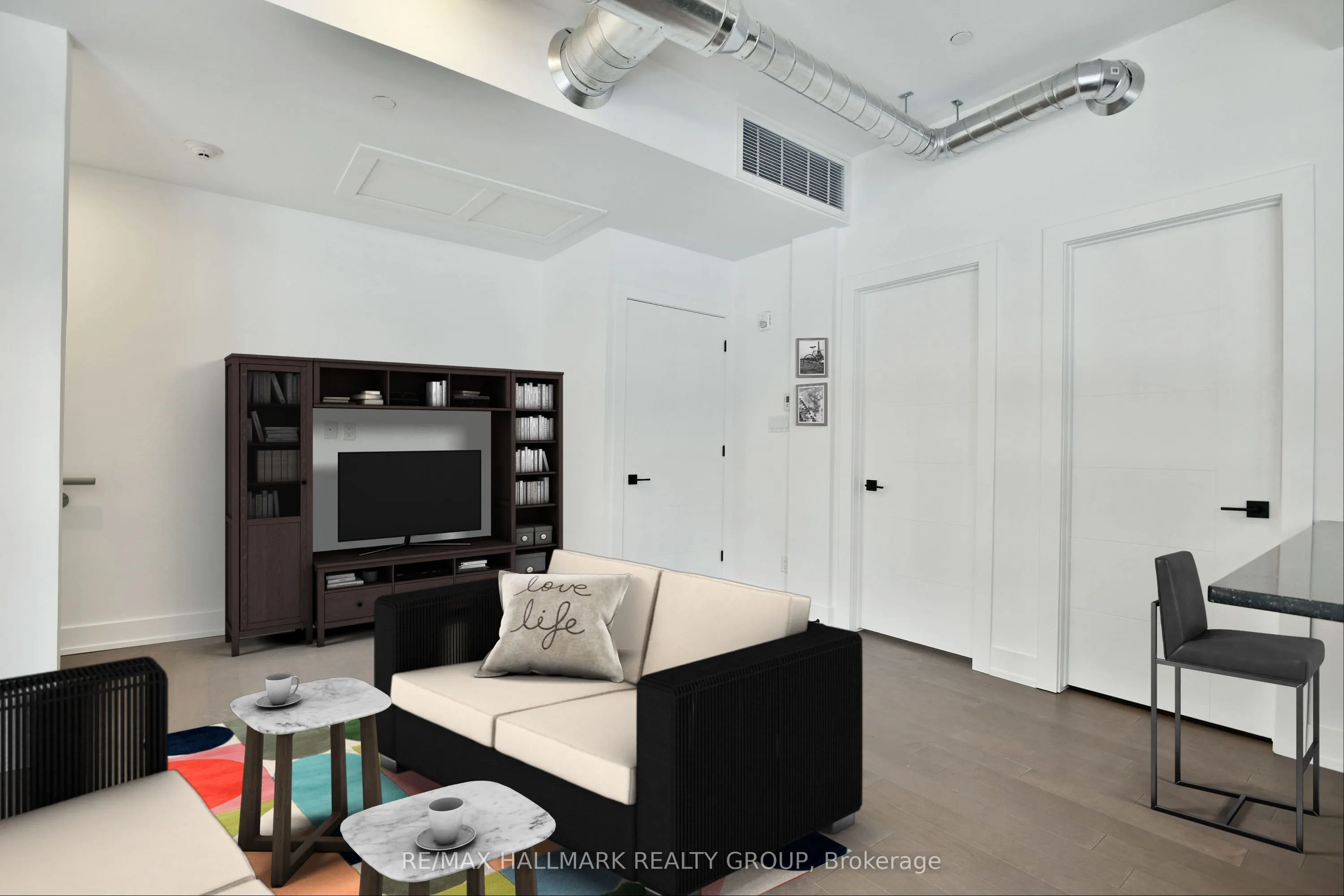 101 PINHEY Street, #103