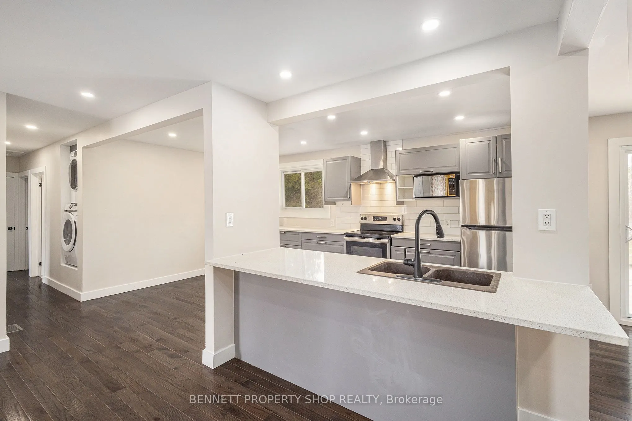 6723 Cedar Acres Drive