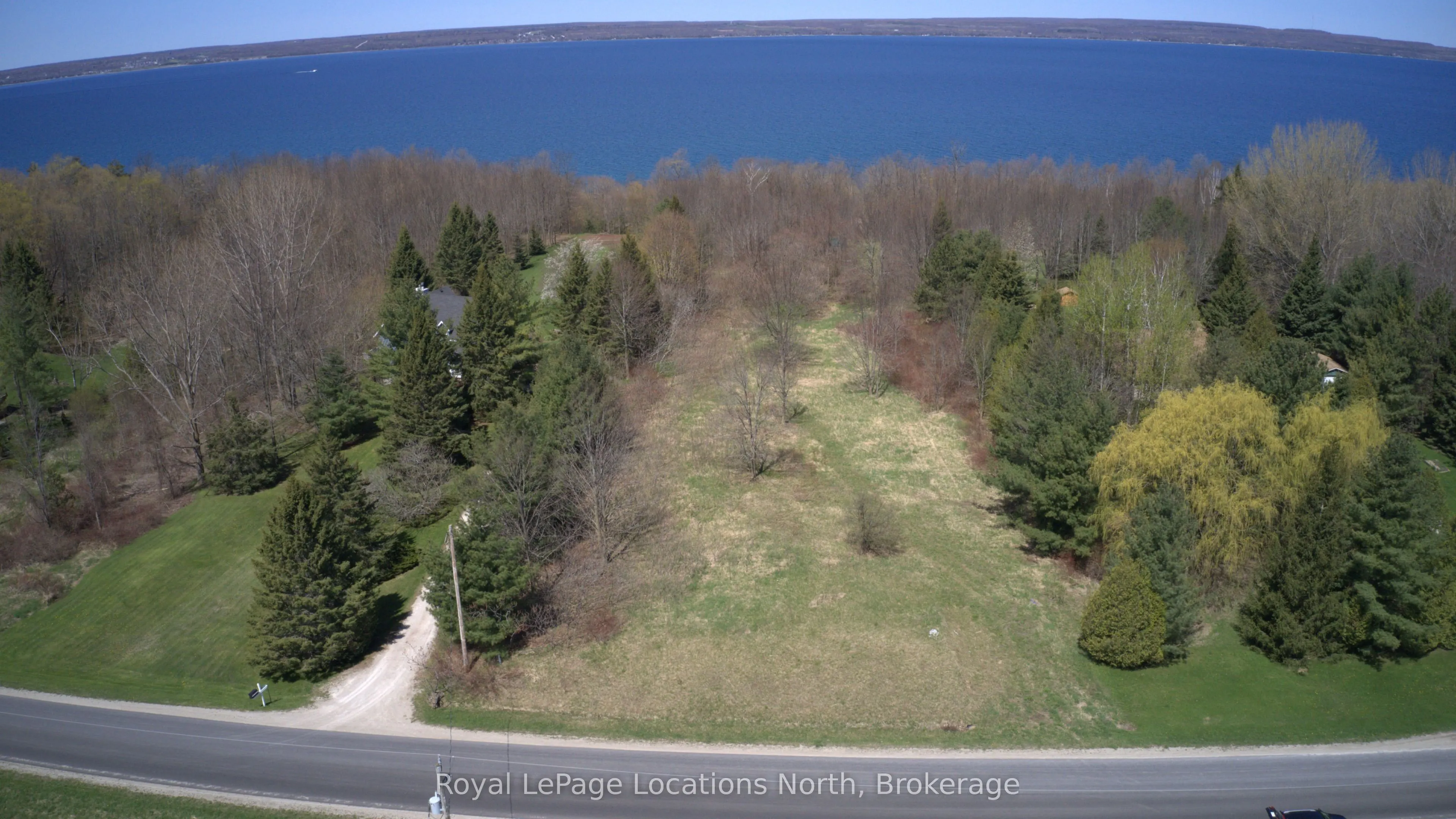 PTLT 19 CON BROKEN FRONT Bayshore Road
