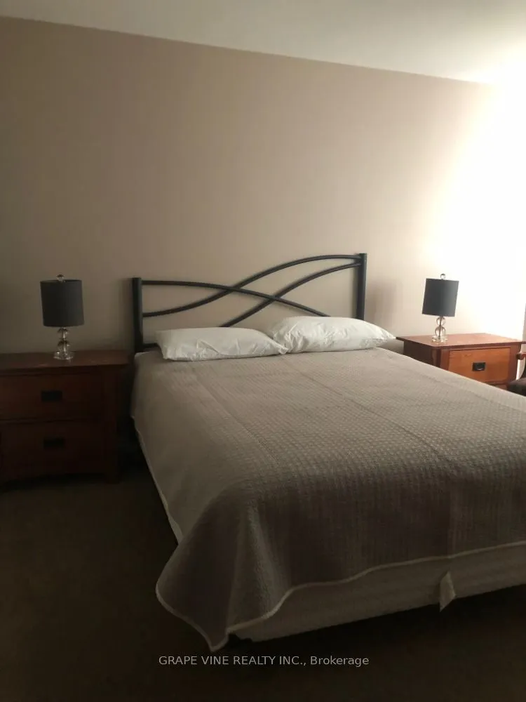 37 Cloverloft Court