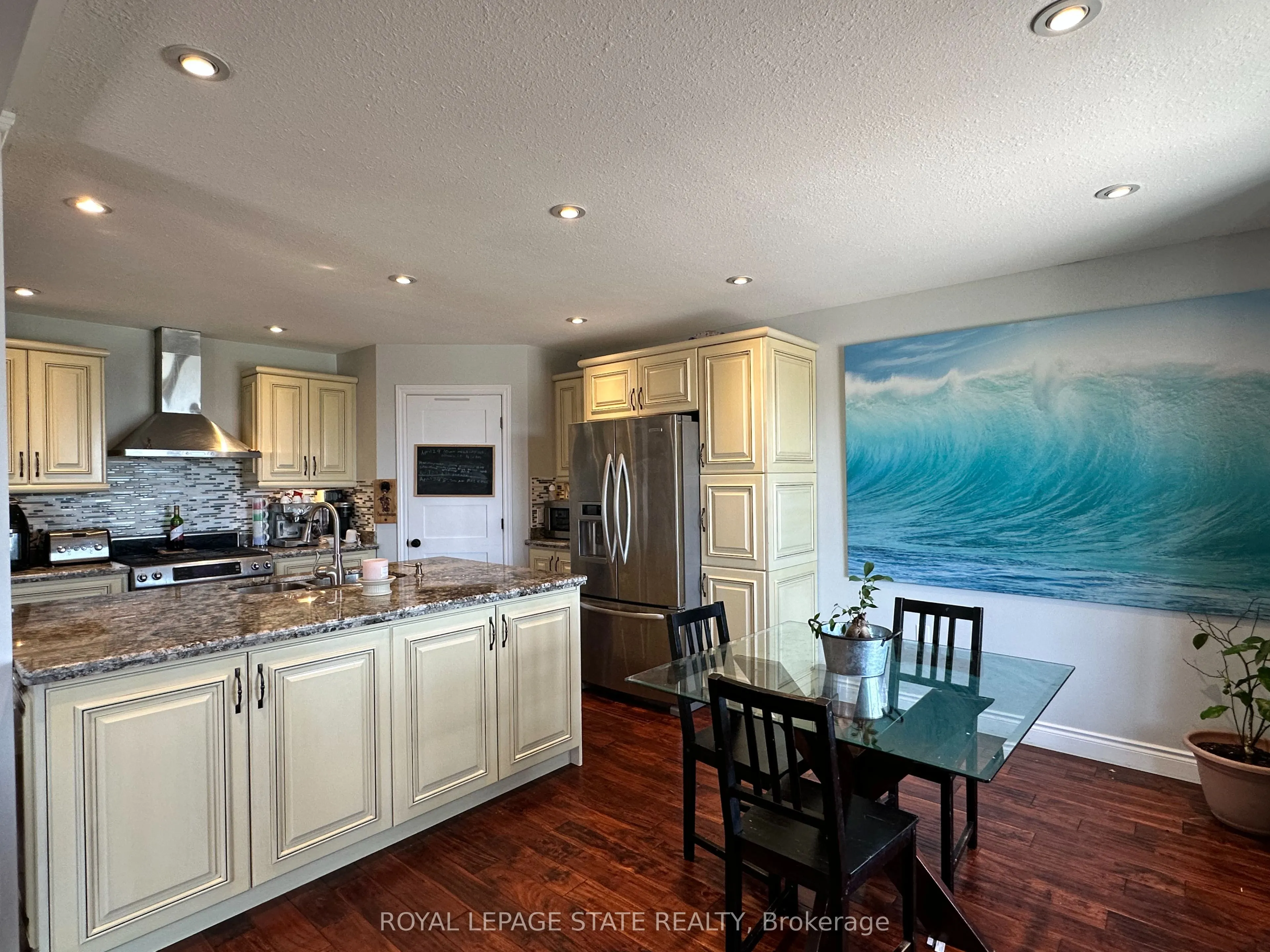 2801 North Shore Drive