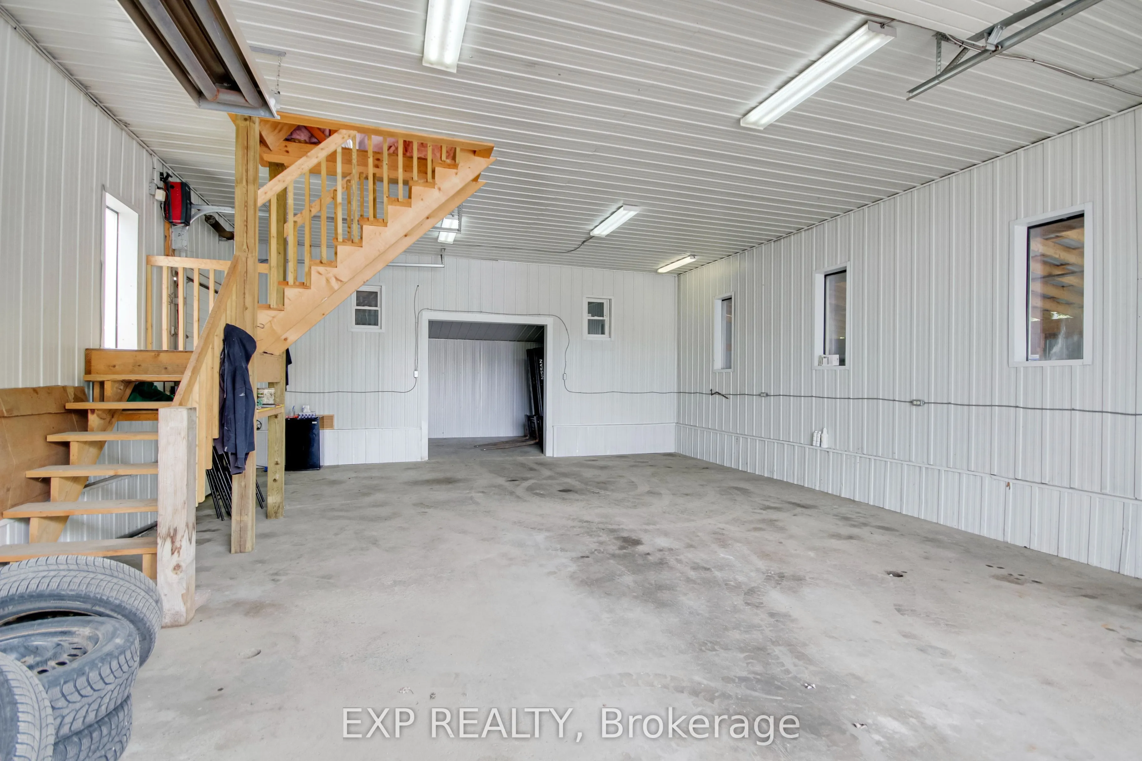 1558 Stagecoach Road
