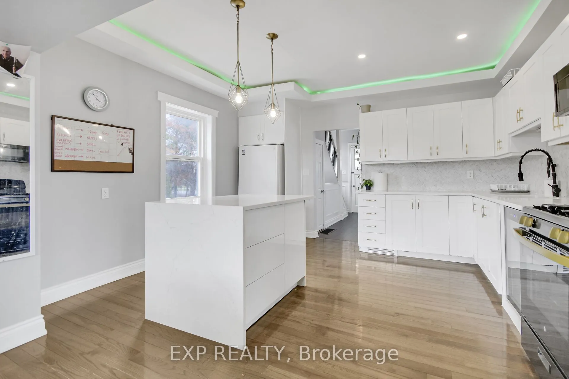 1558 Stagecoach Road