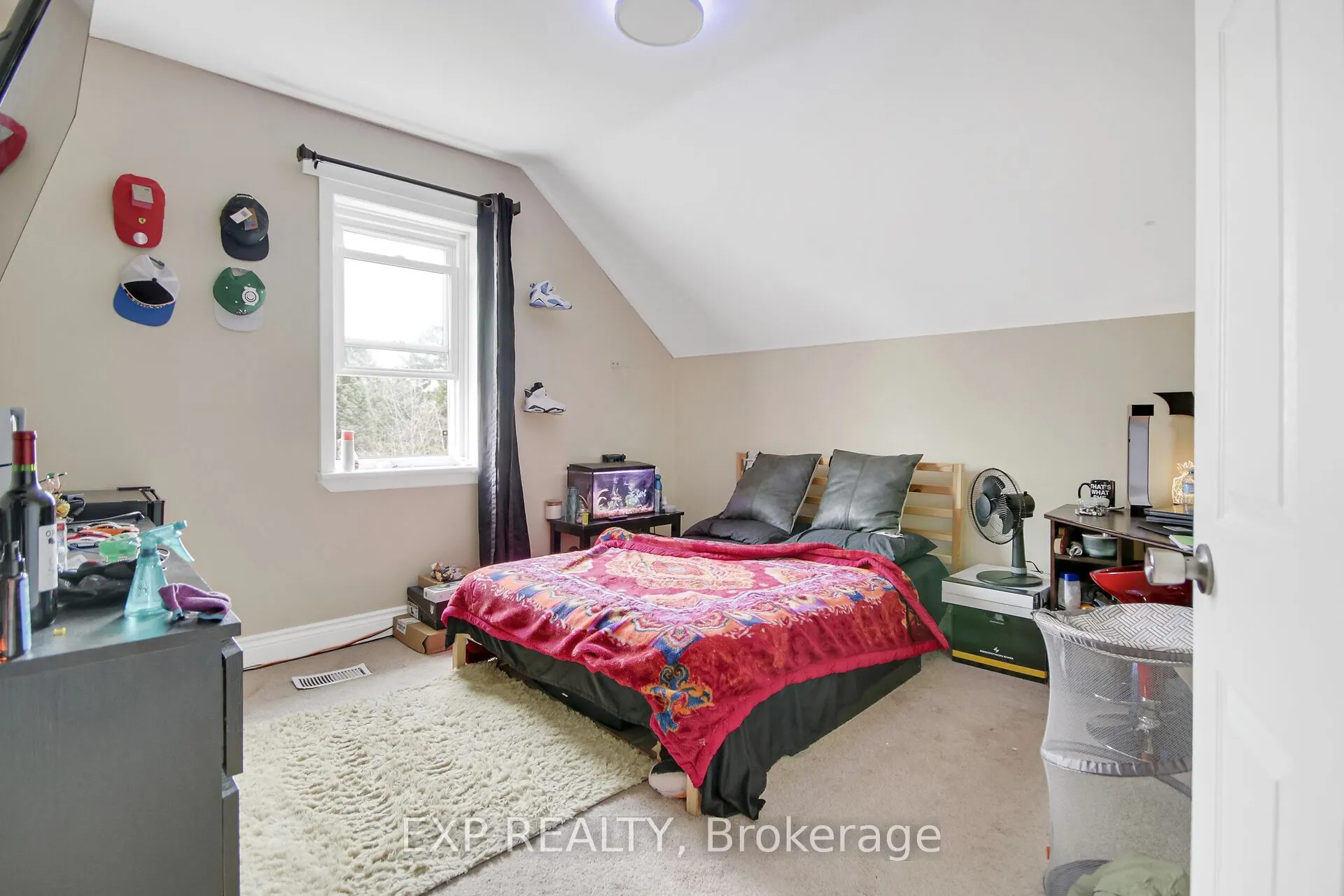 1558 Stagecoach Road