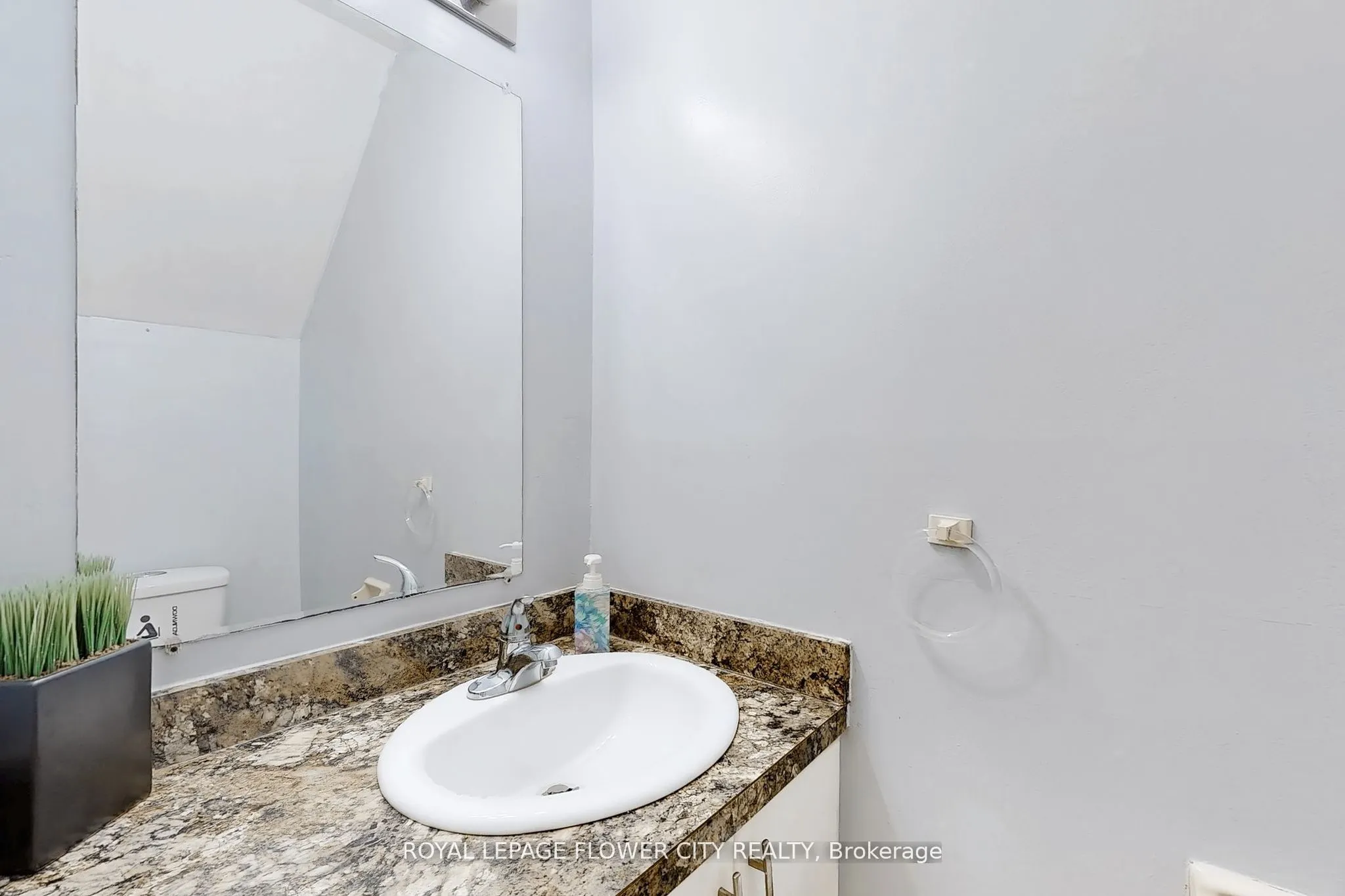 1155 Paramount Drive, #43