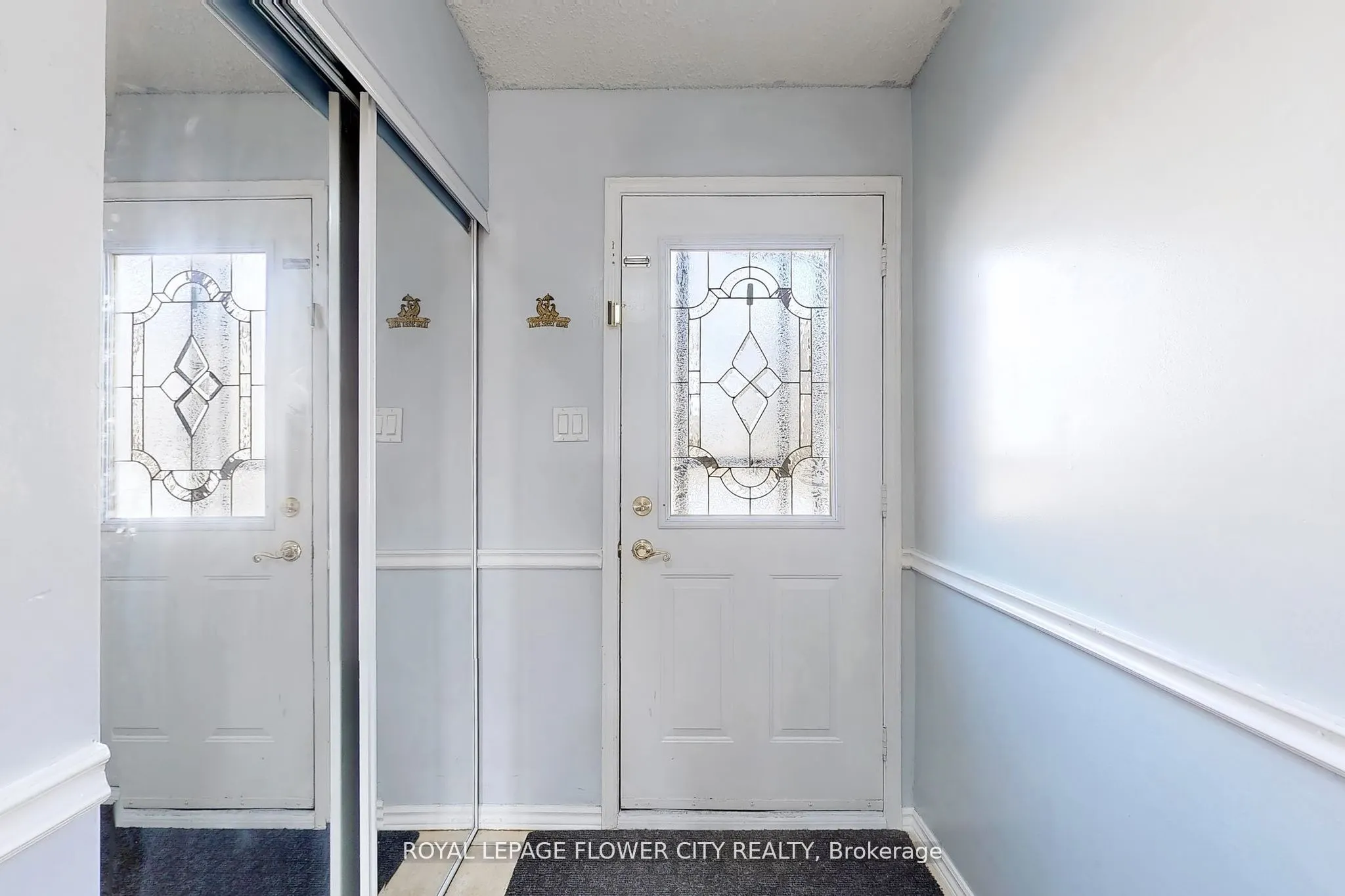 1155 Paramount Drive, #43