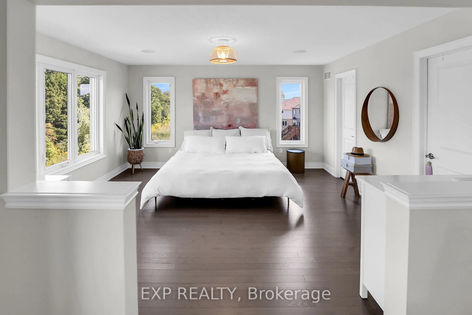 3608 Carolinia Court