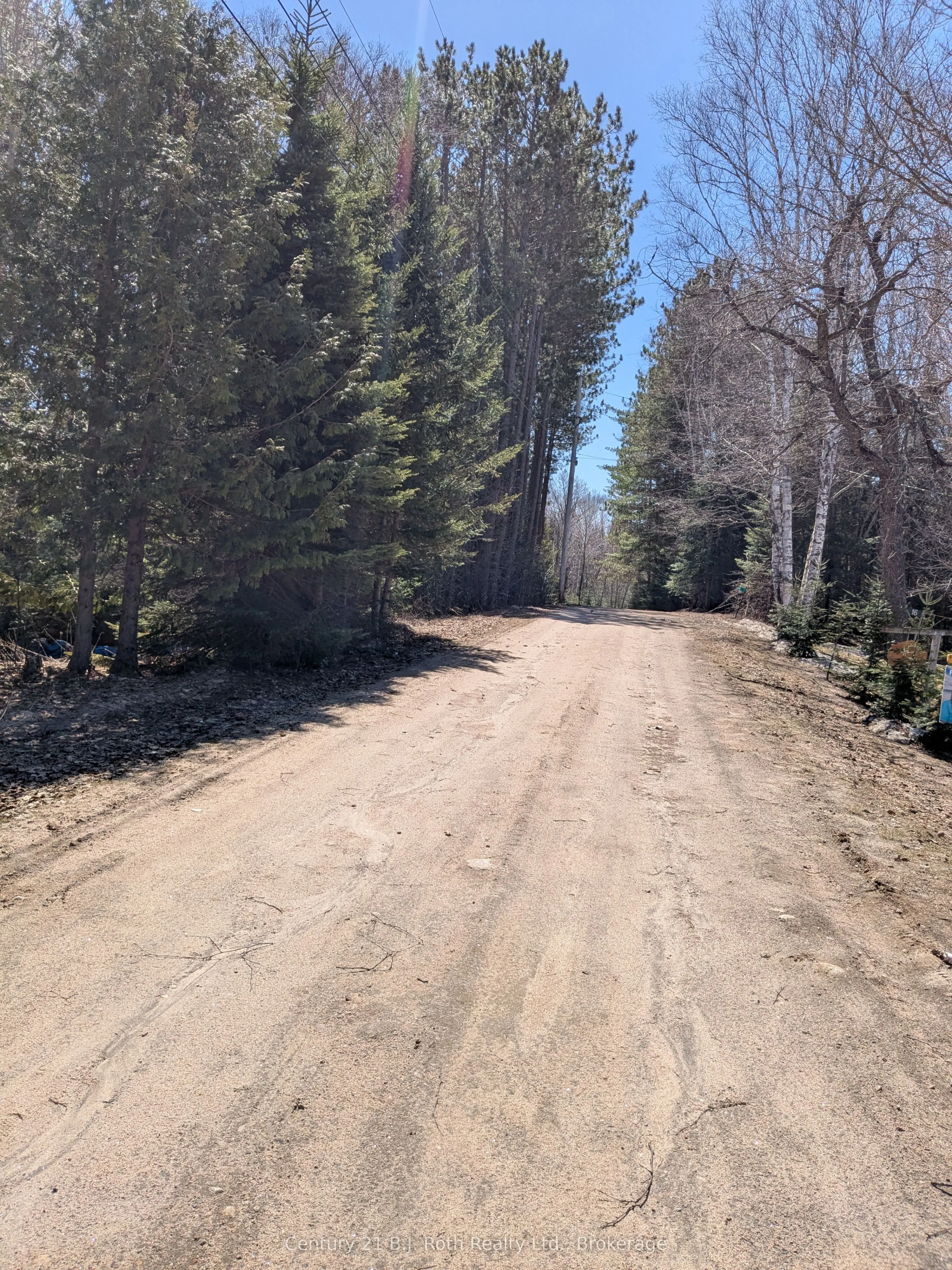 16 Machar Point