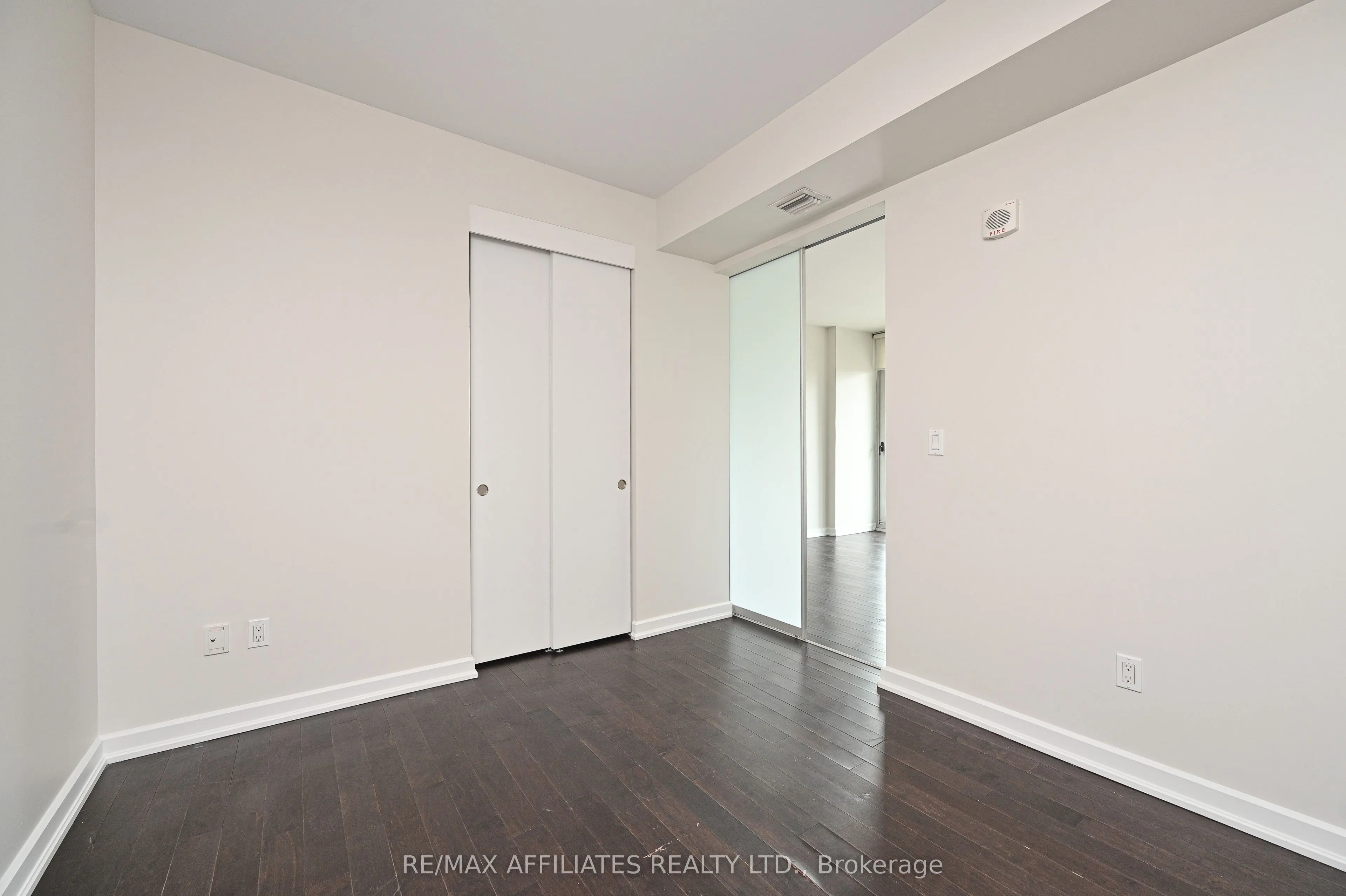 300 Lisgar Street #506