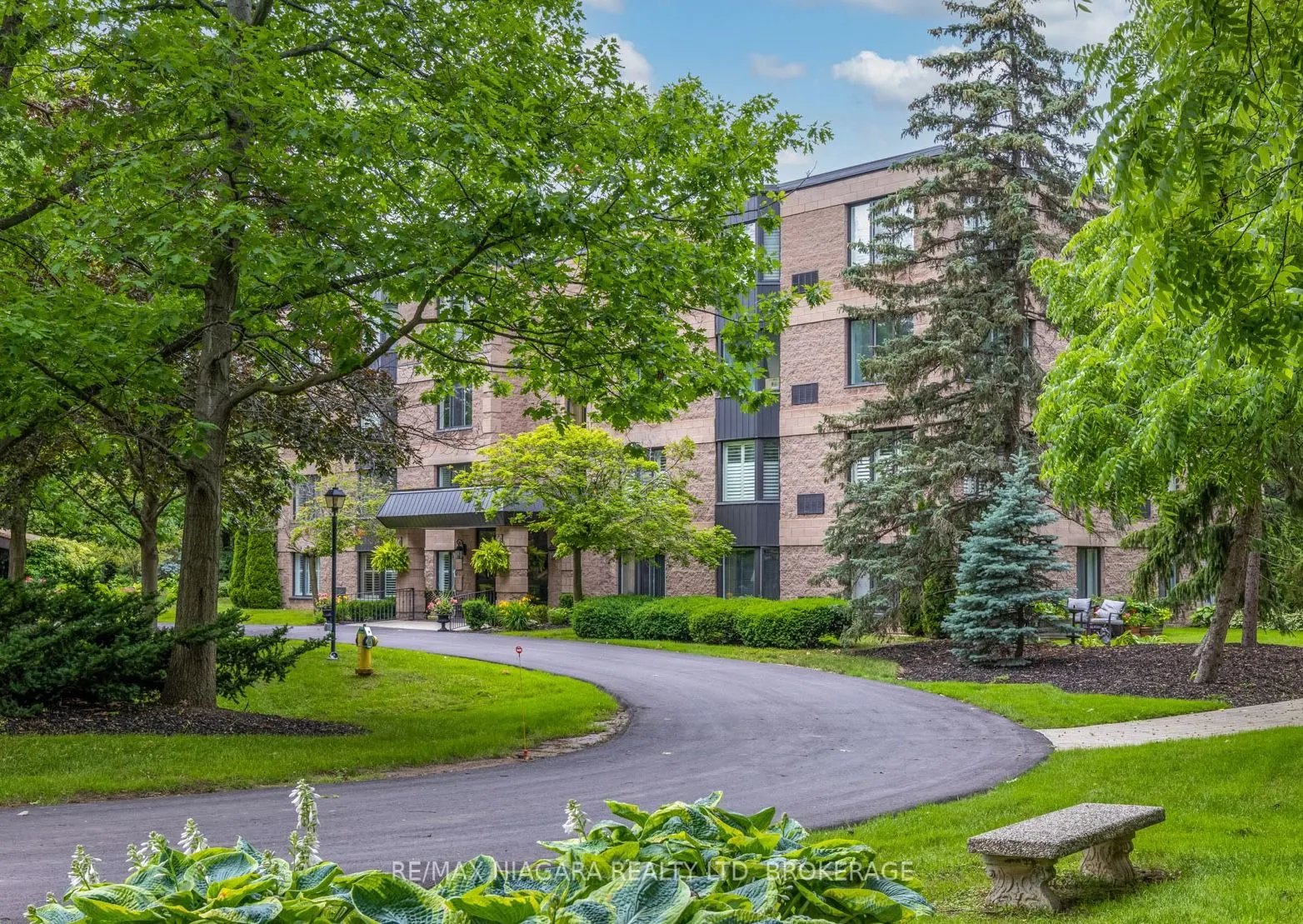61 Paffard Street #403