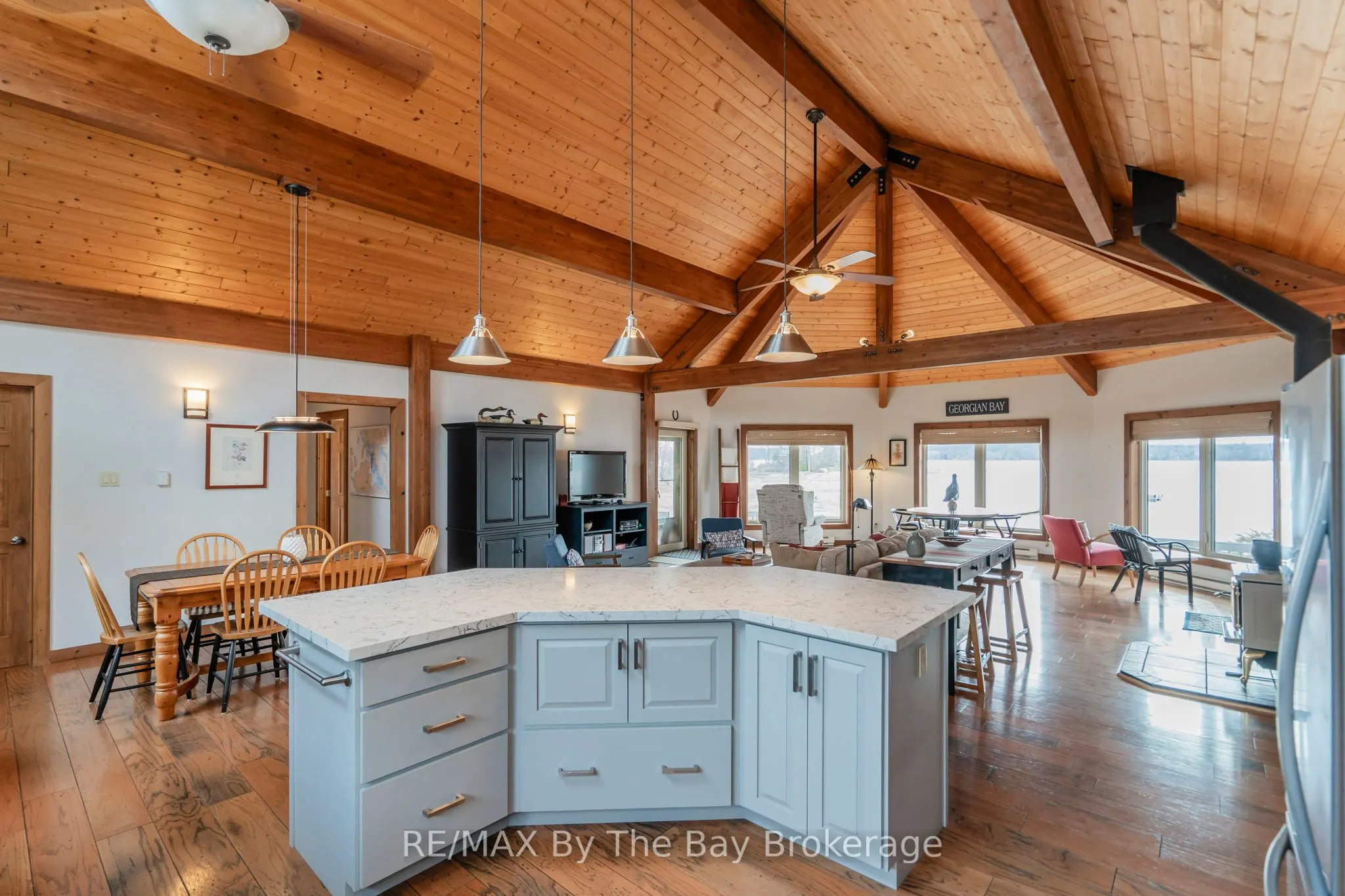 3854 Is 630 Georgian Bay