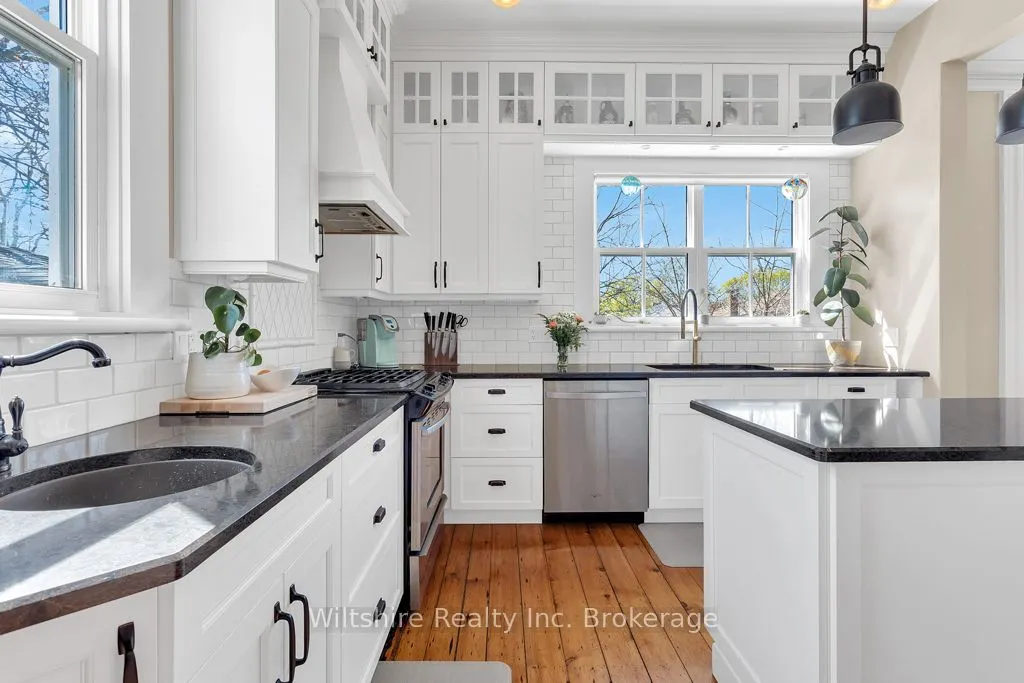 64 South Street W