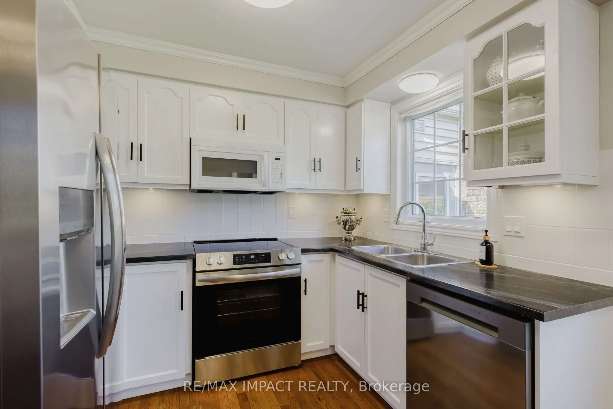 799 Daintry Crescent