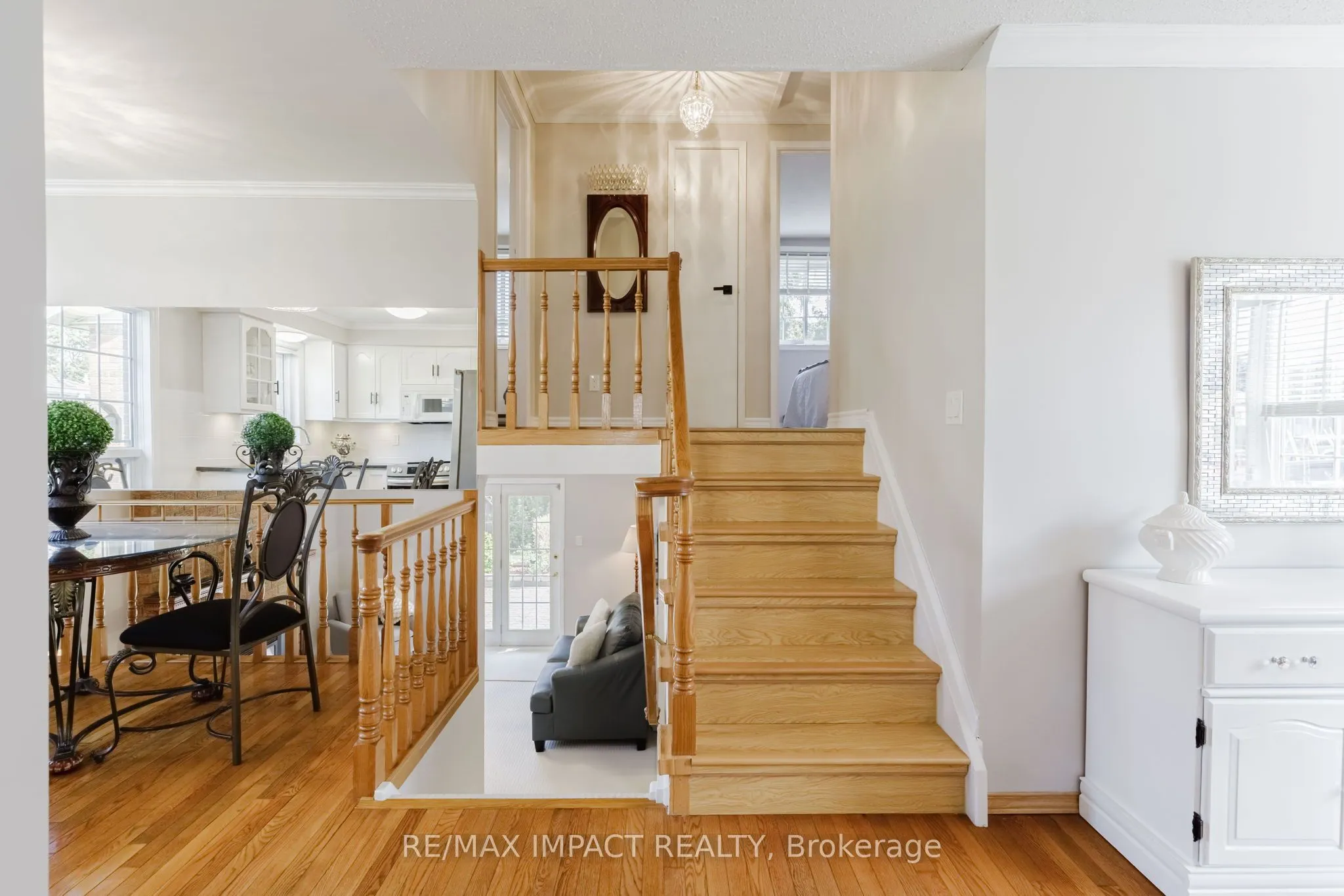 799 Daintry Crescent