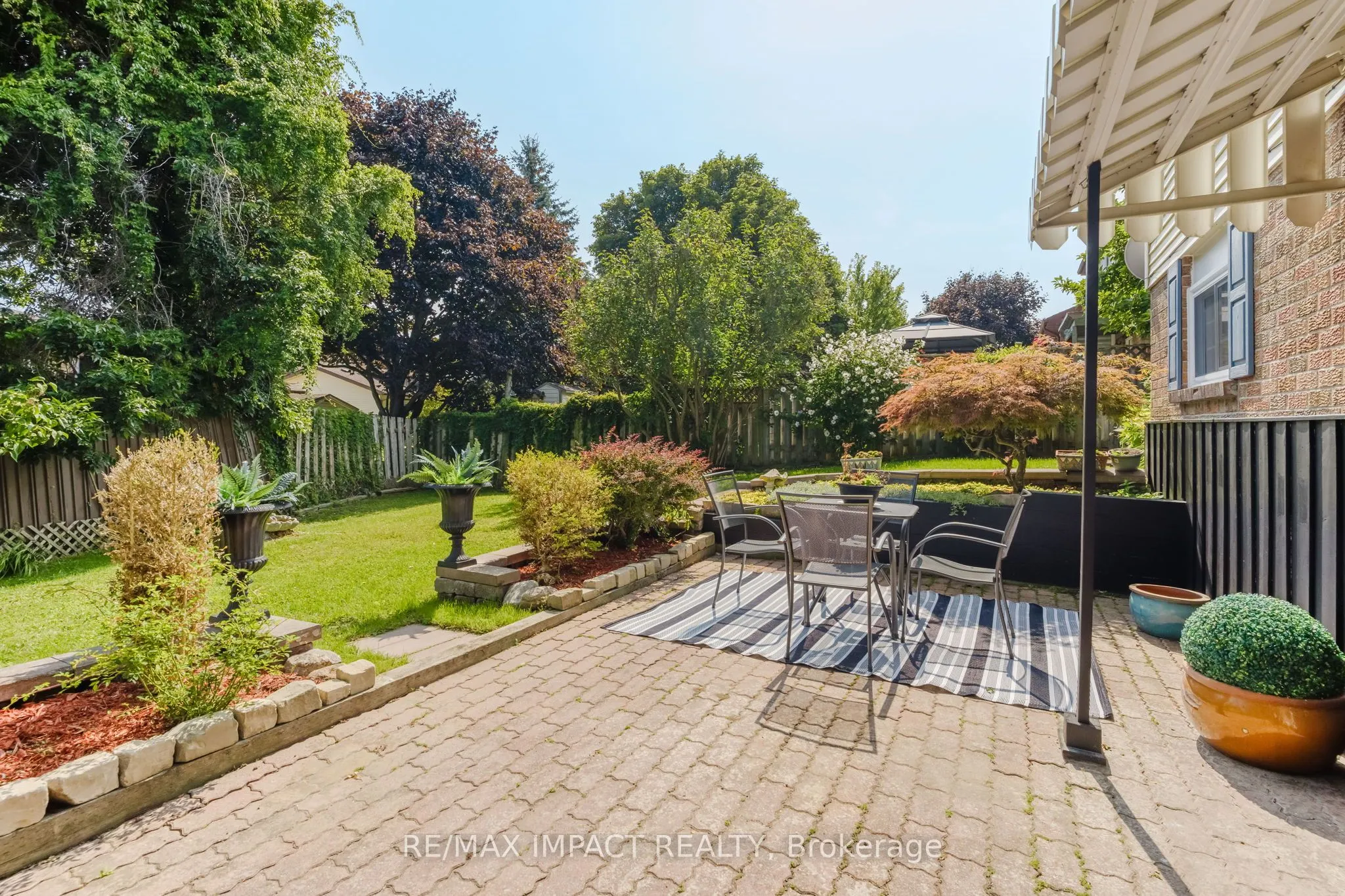 799 Daintry Crescent