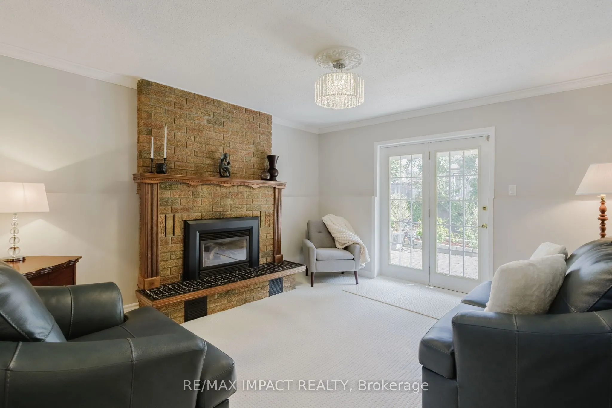 799 Daintry Crescent