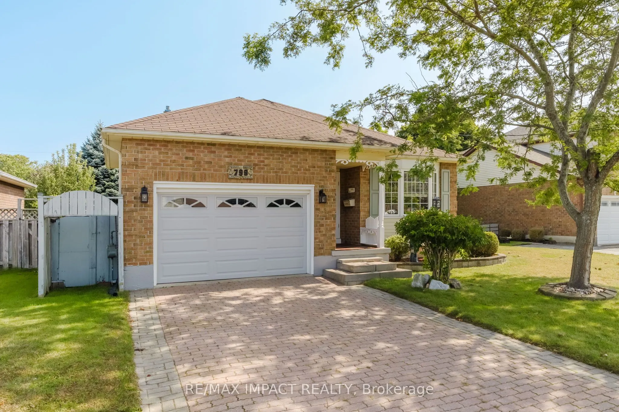 799 Daintry Crescent