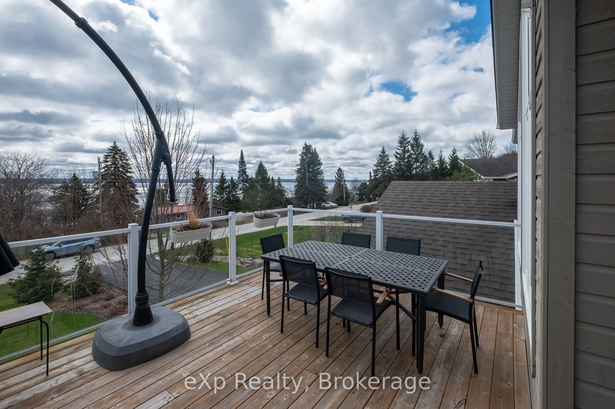 154 MacIntosh Drive