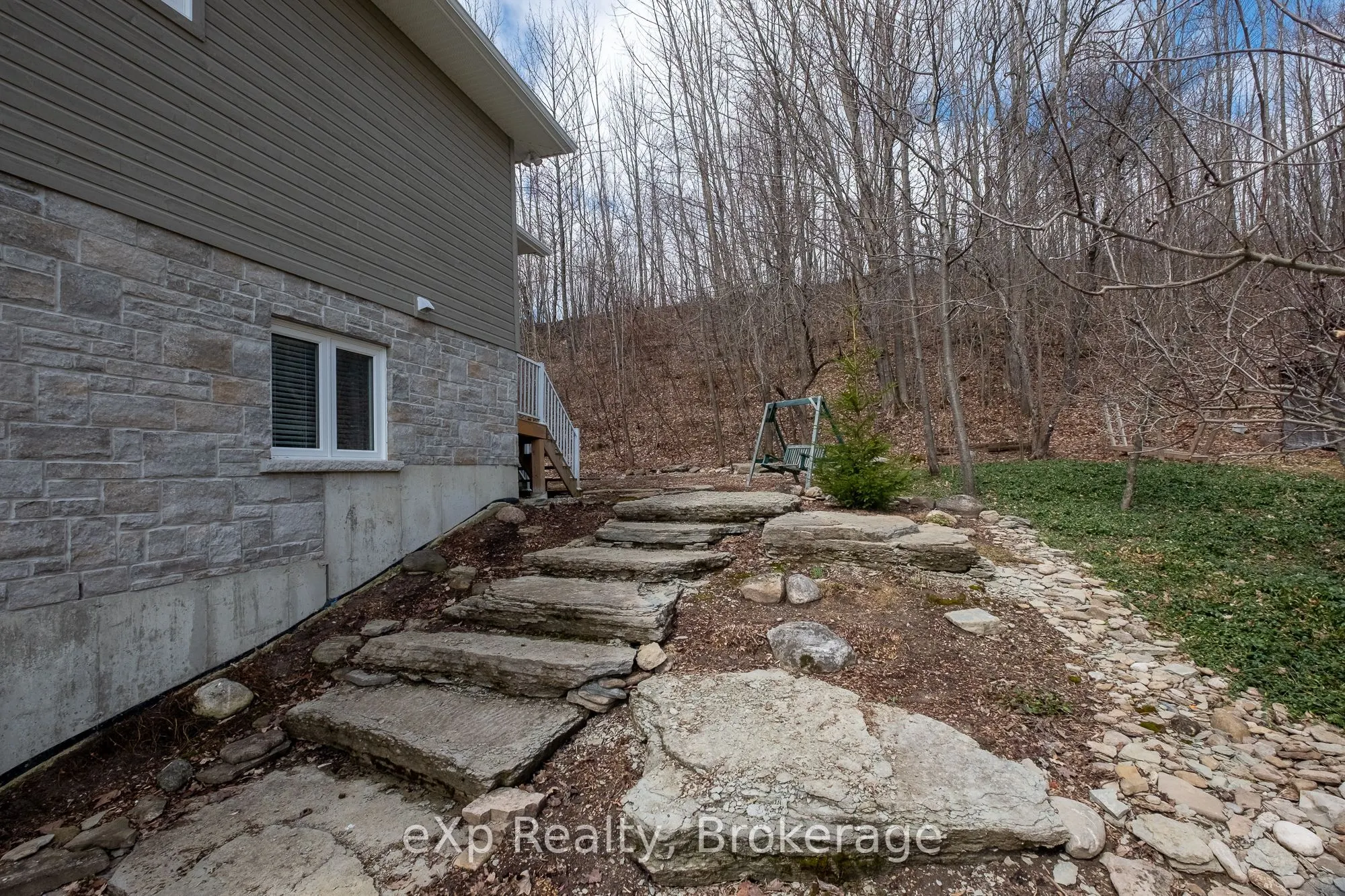 154 MacIntosh Drive