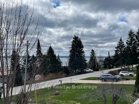 154 MacIntosh Drive