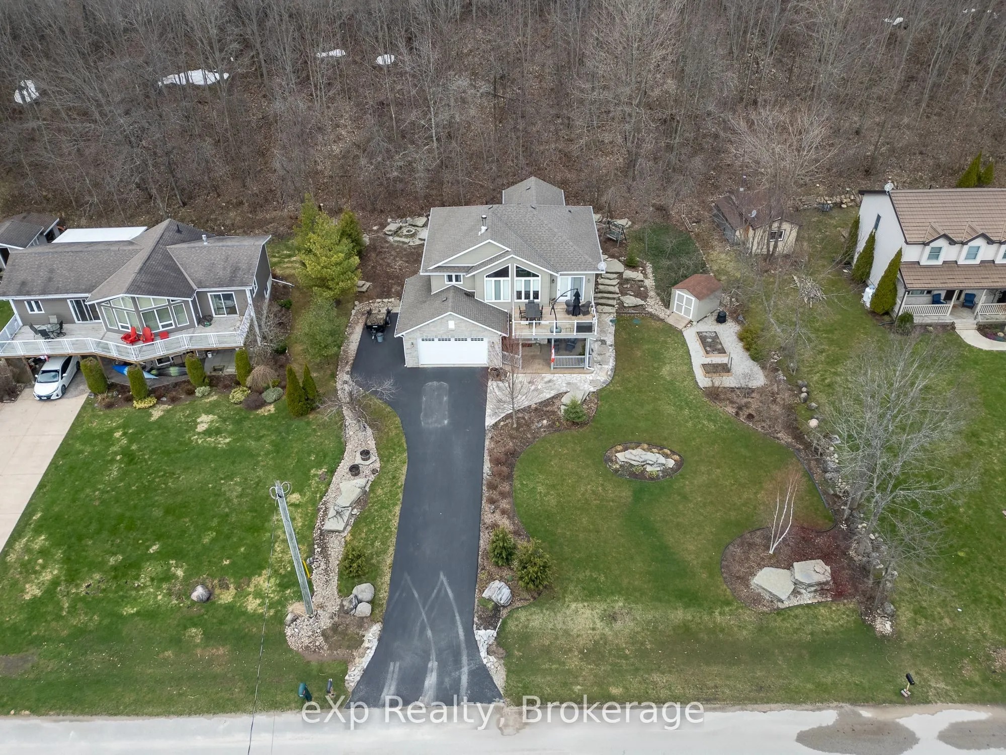 154 MacIntosh Drive