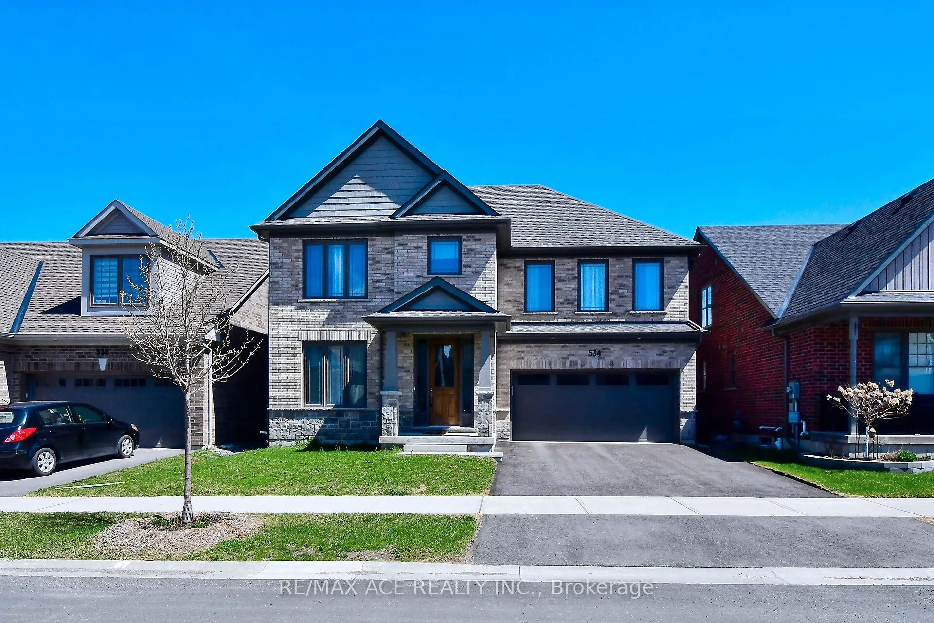 534 Macintosh Grove