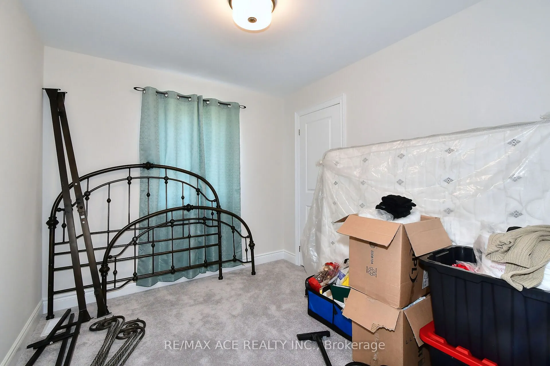 534 Macintosh Grove